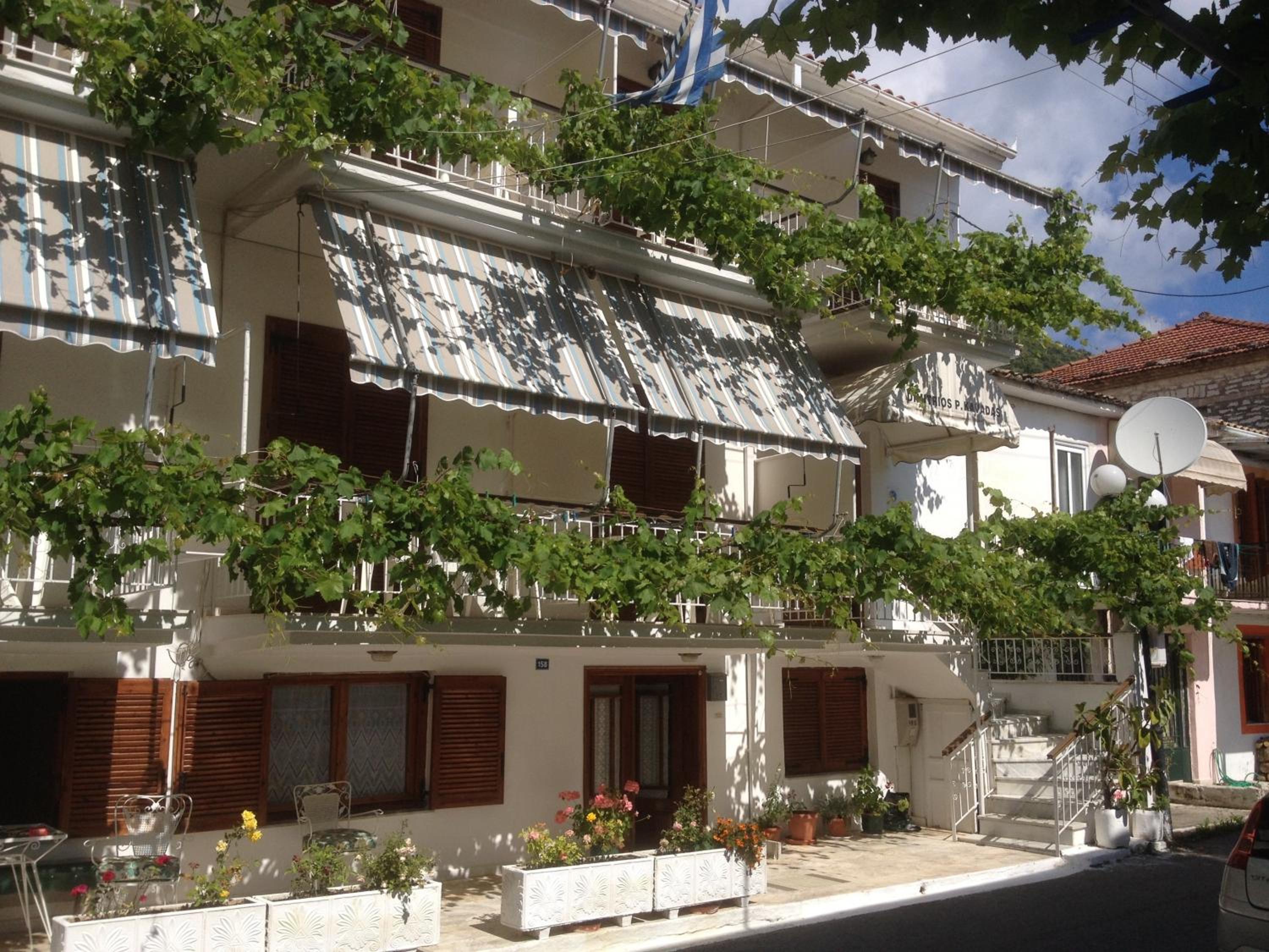 Dimitris Rooms view 3