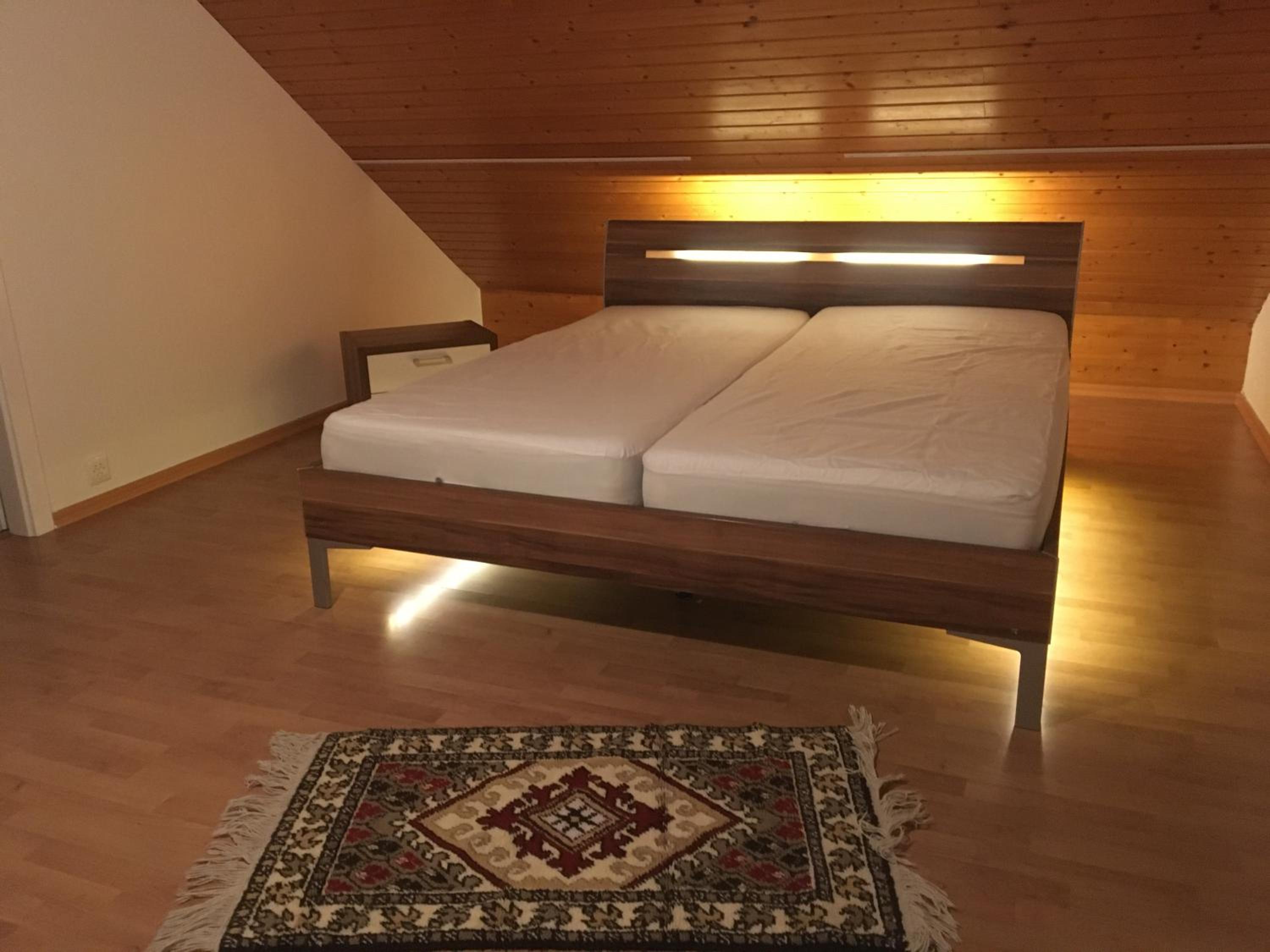 Charmante maison villageoise 5 personnes HappyDay Neuchâtel view 3