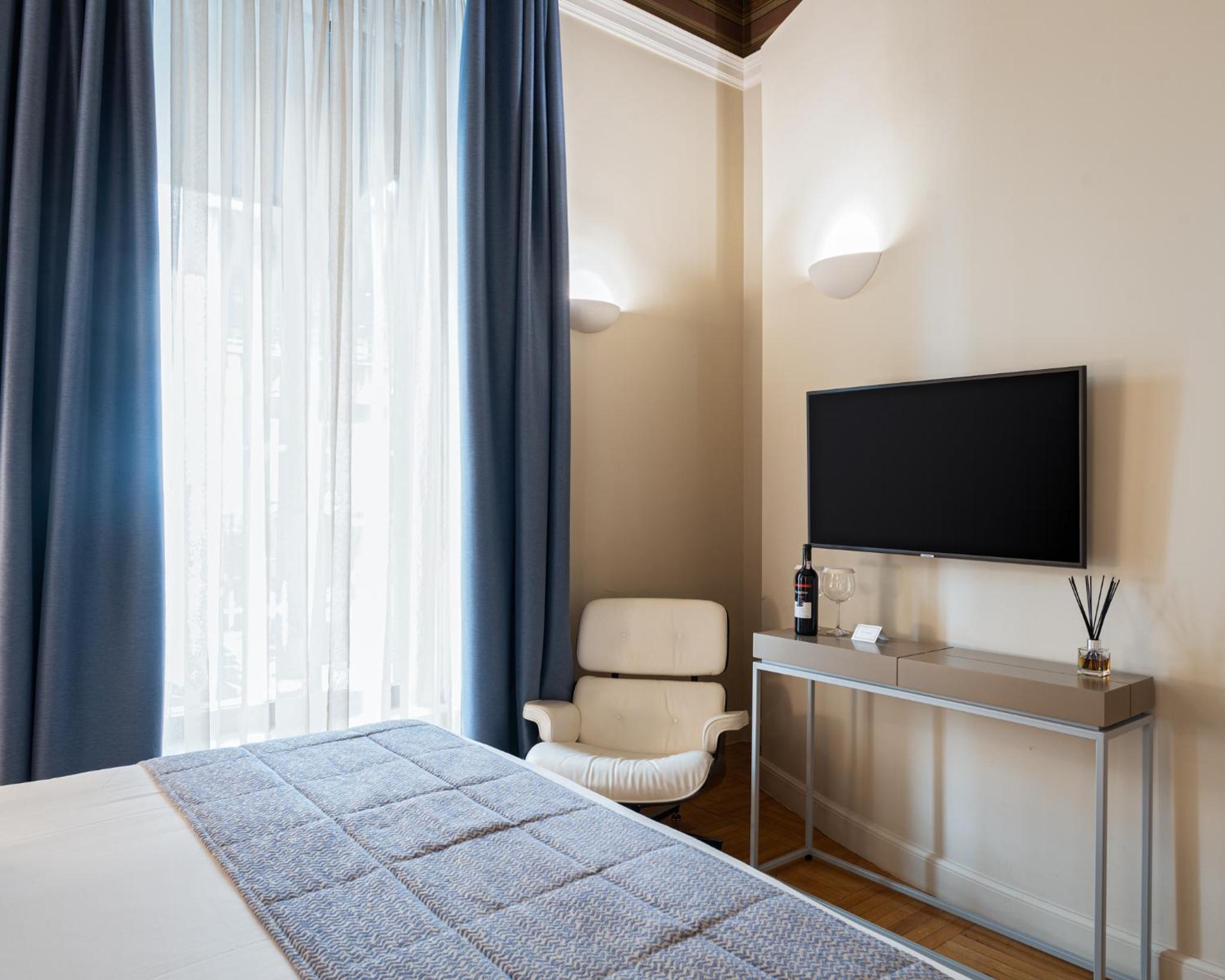 33SolonosSuites