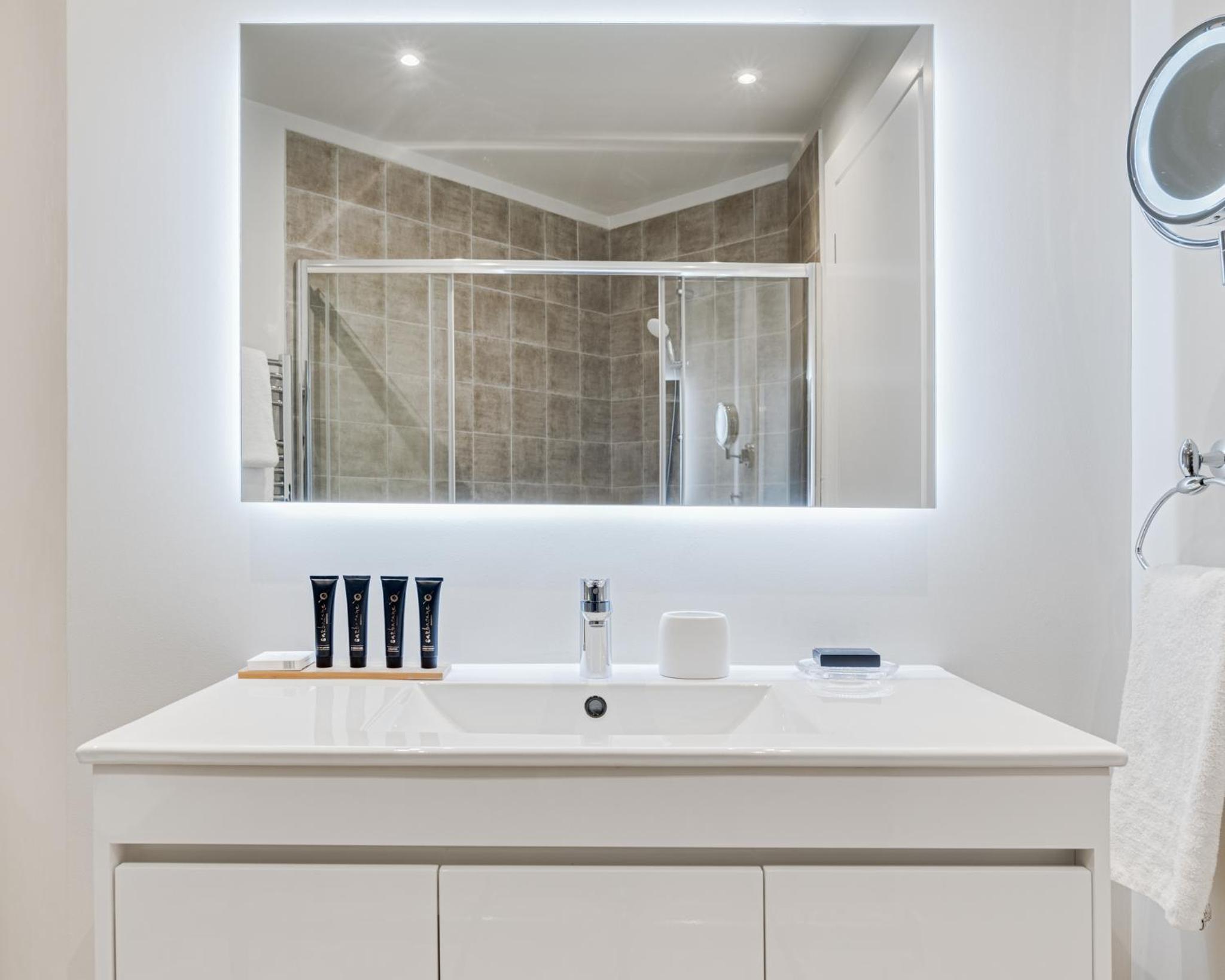 33SolonosSuites