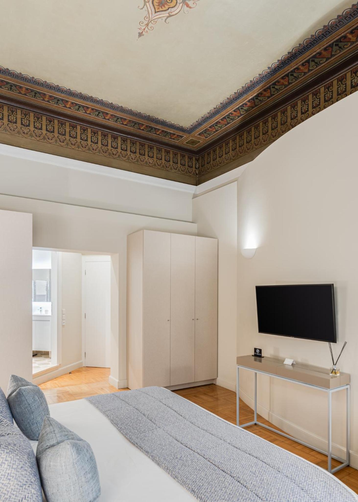 33SolonosSuites
