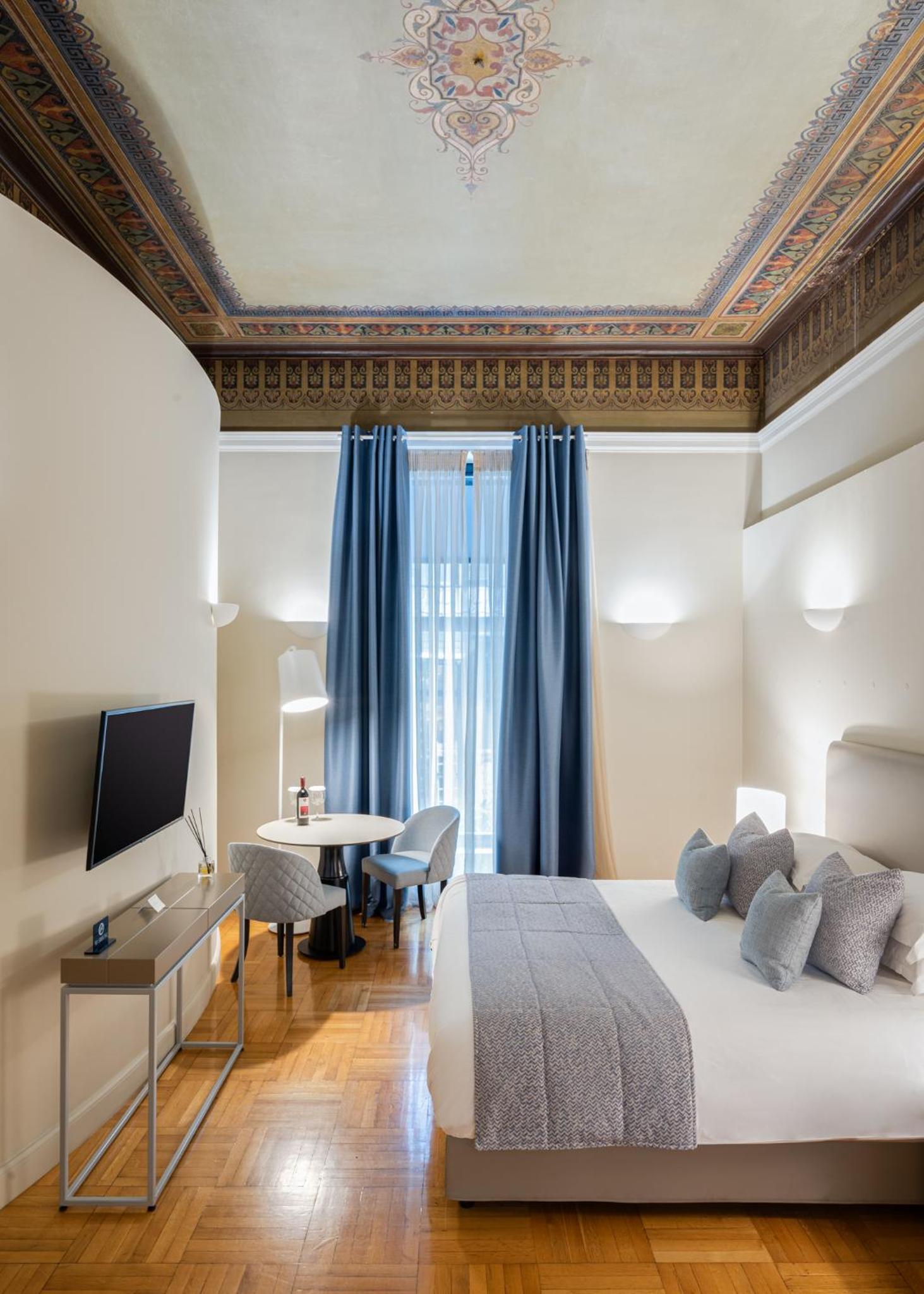 33SolonosSuites