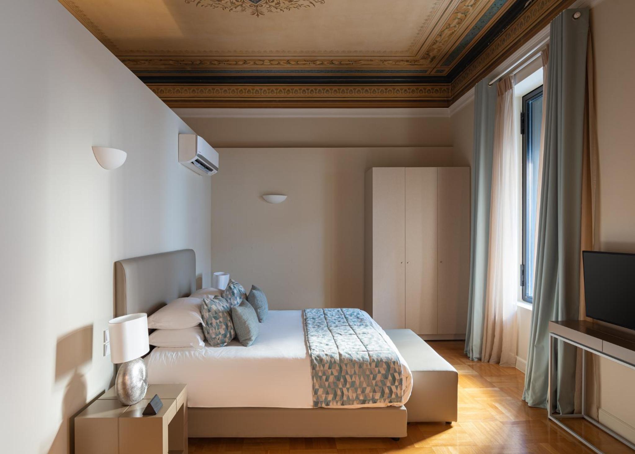 33SolonosSuites