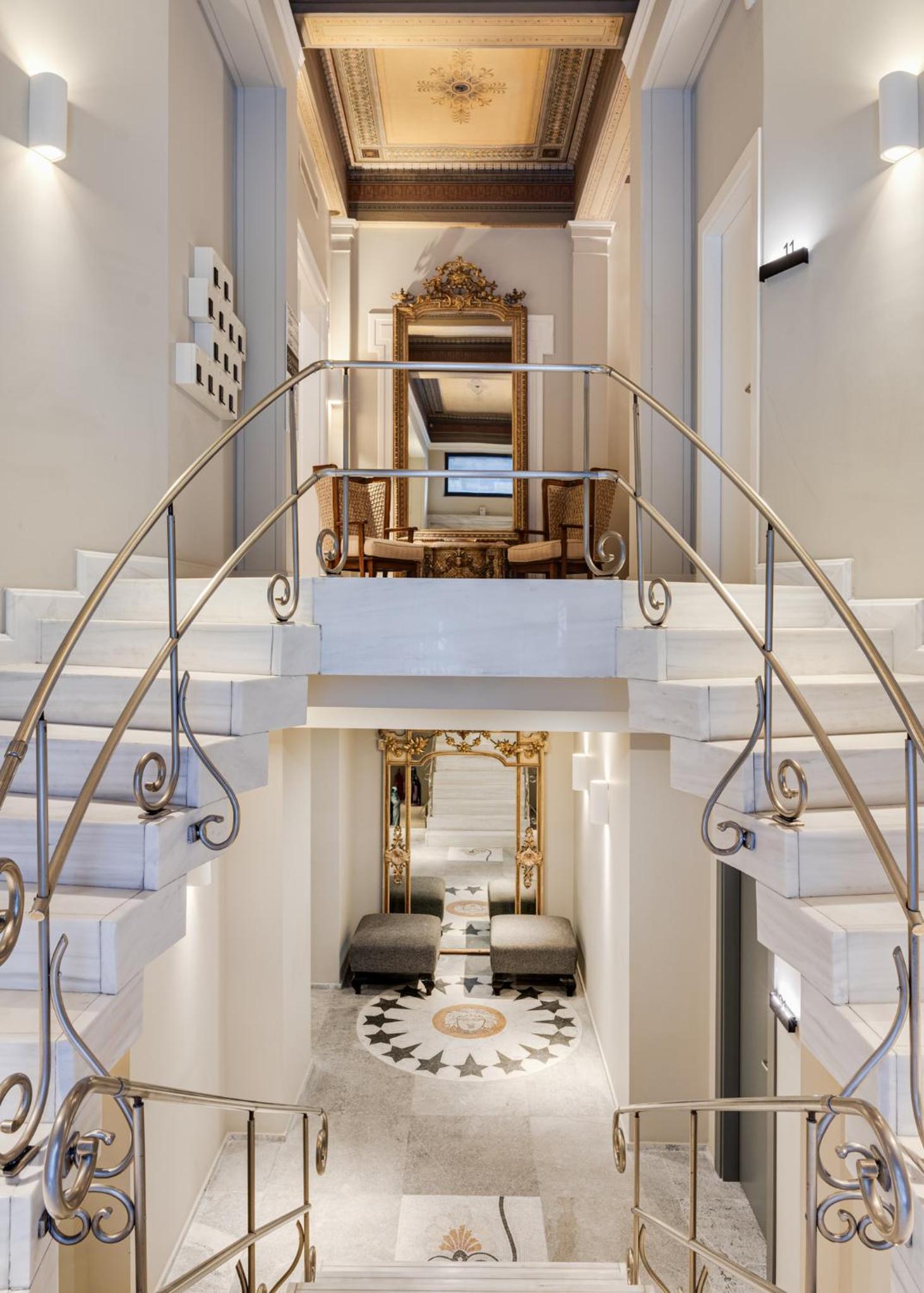 33SolonosSuites
