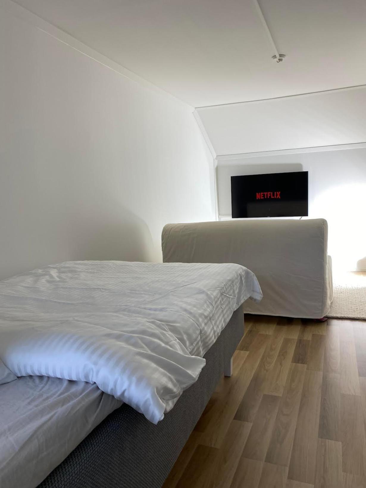 Luxury - Sauna With Star Lights - WiFi&Parking view 3