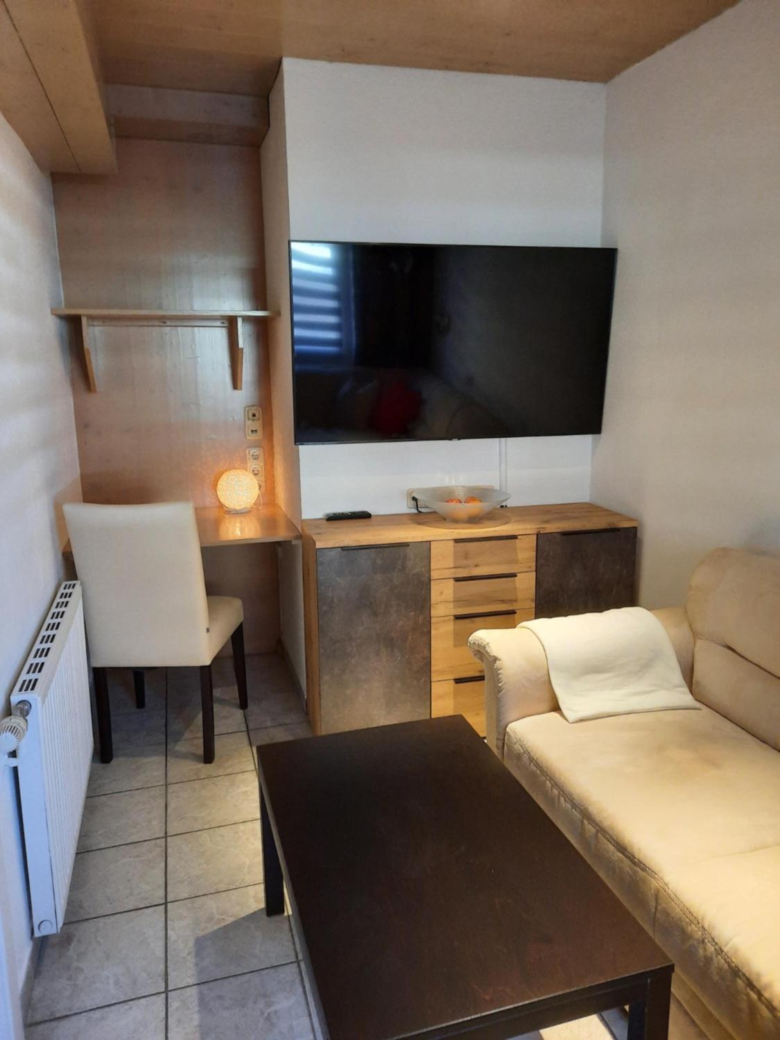 Gasthof Erzherzog Rainer - Zimmer und Ferienwohnung