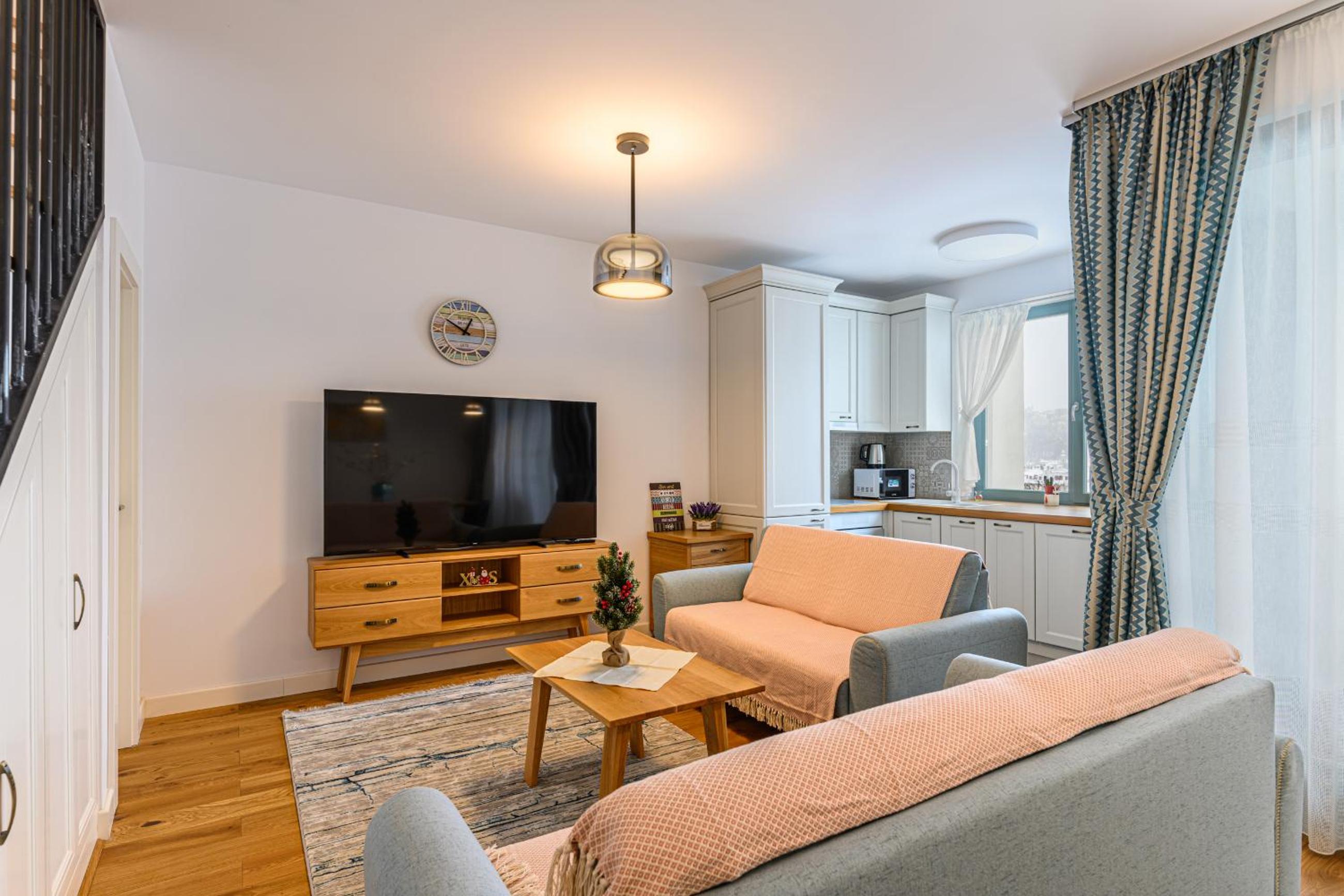 Kronstadt Olarilor Apartment view 4