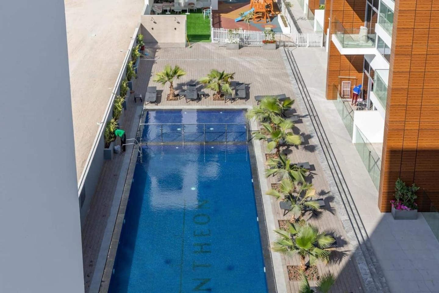 Modern 1BR in Jumeirah Village Circle (Pool View)