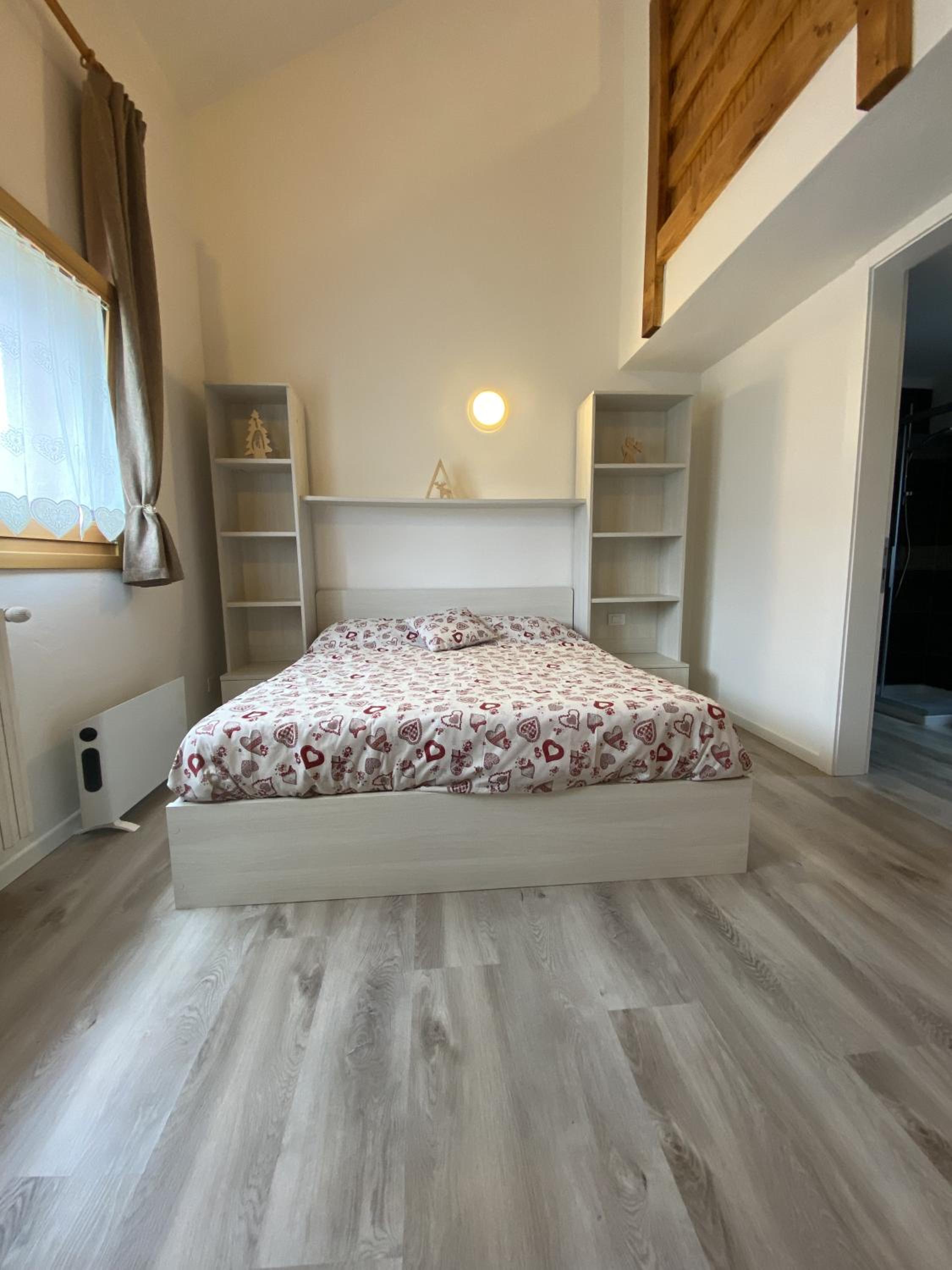 CASA LOLA