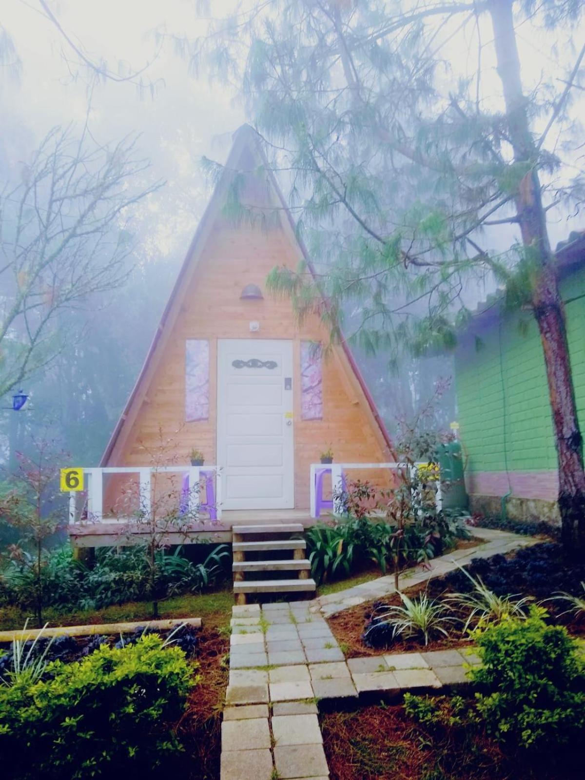 Hospedaje Santaelena -chalets de montaña-