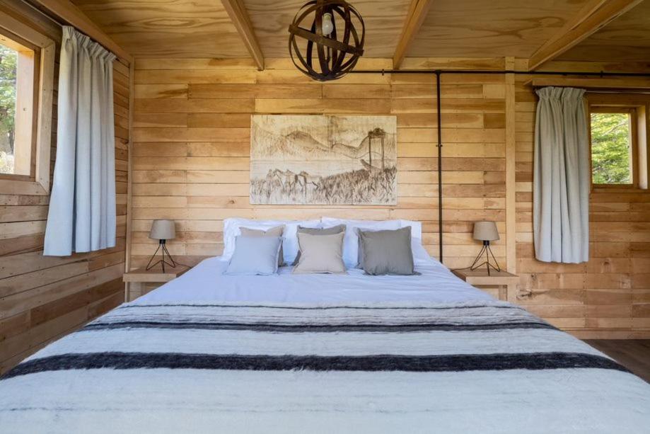 Estancia Bonanza Patagonian Lodge Experience