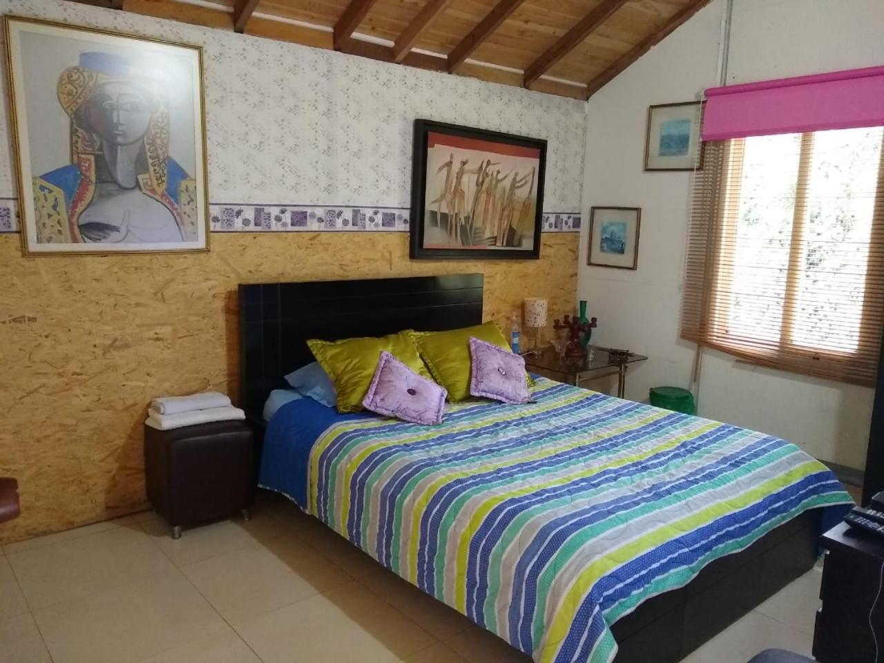 Hospedaje Santaelena -chalets de montaña-