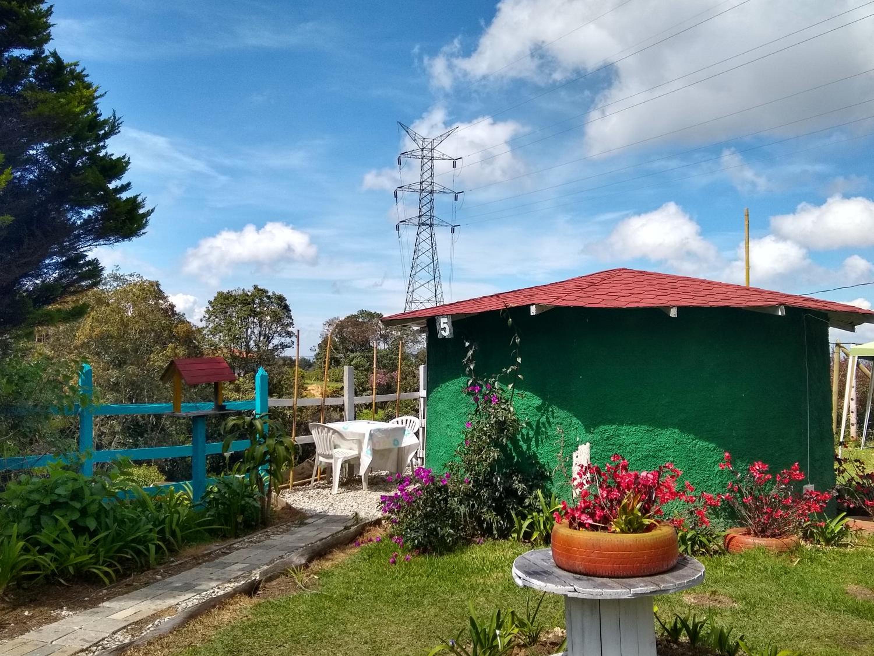 Hospedaje Santaelena -chalets de montaña-