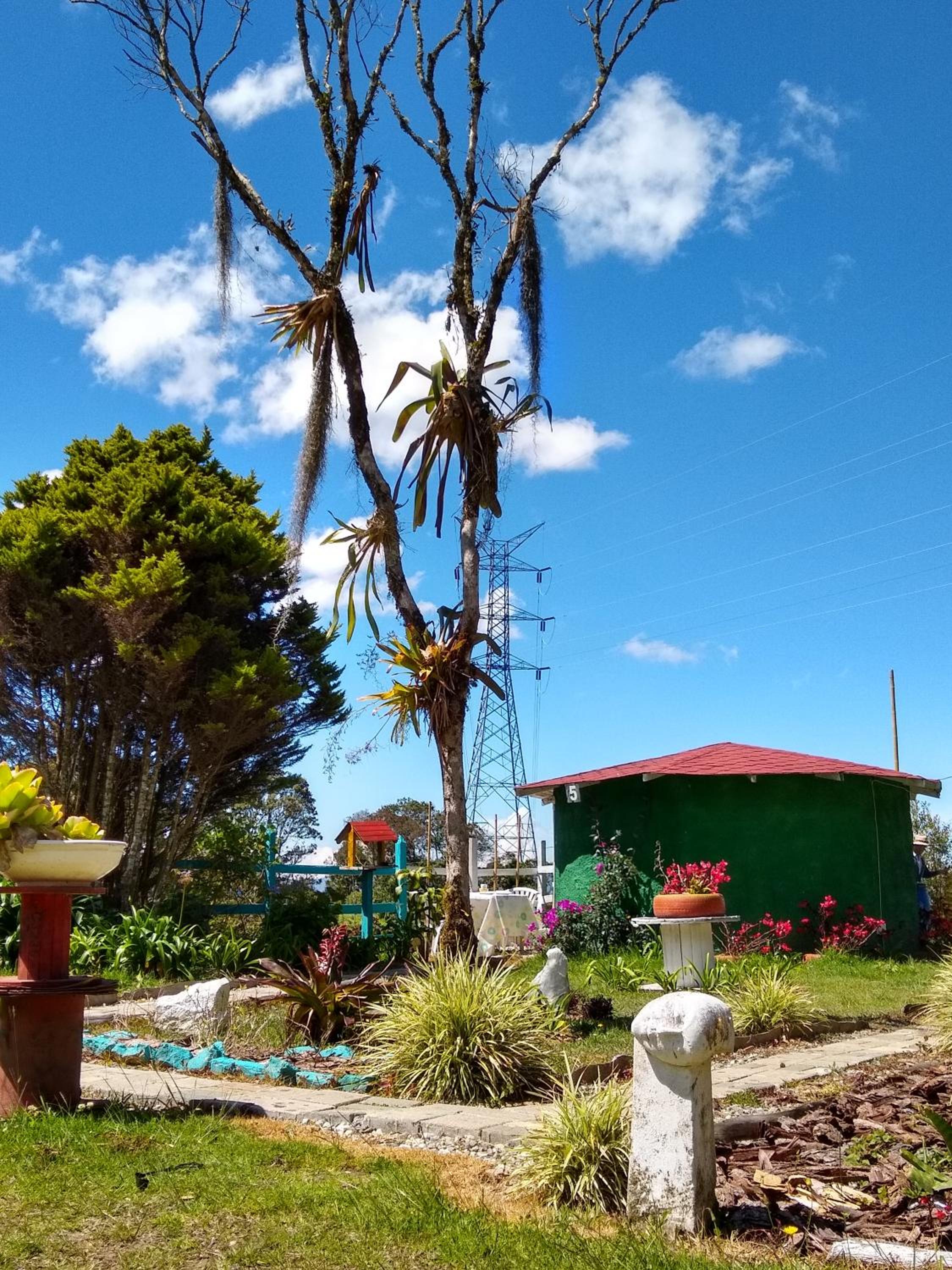 Hospedaje Santaelena -chalets de montaña-
