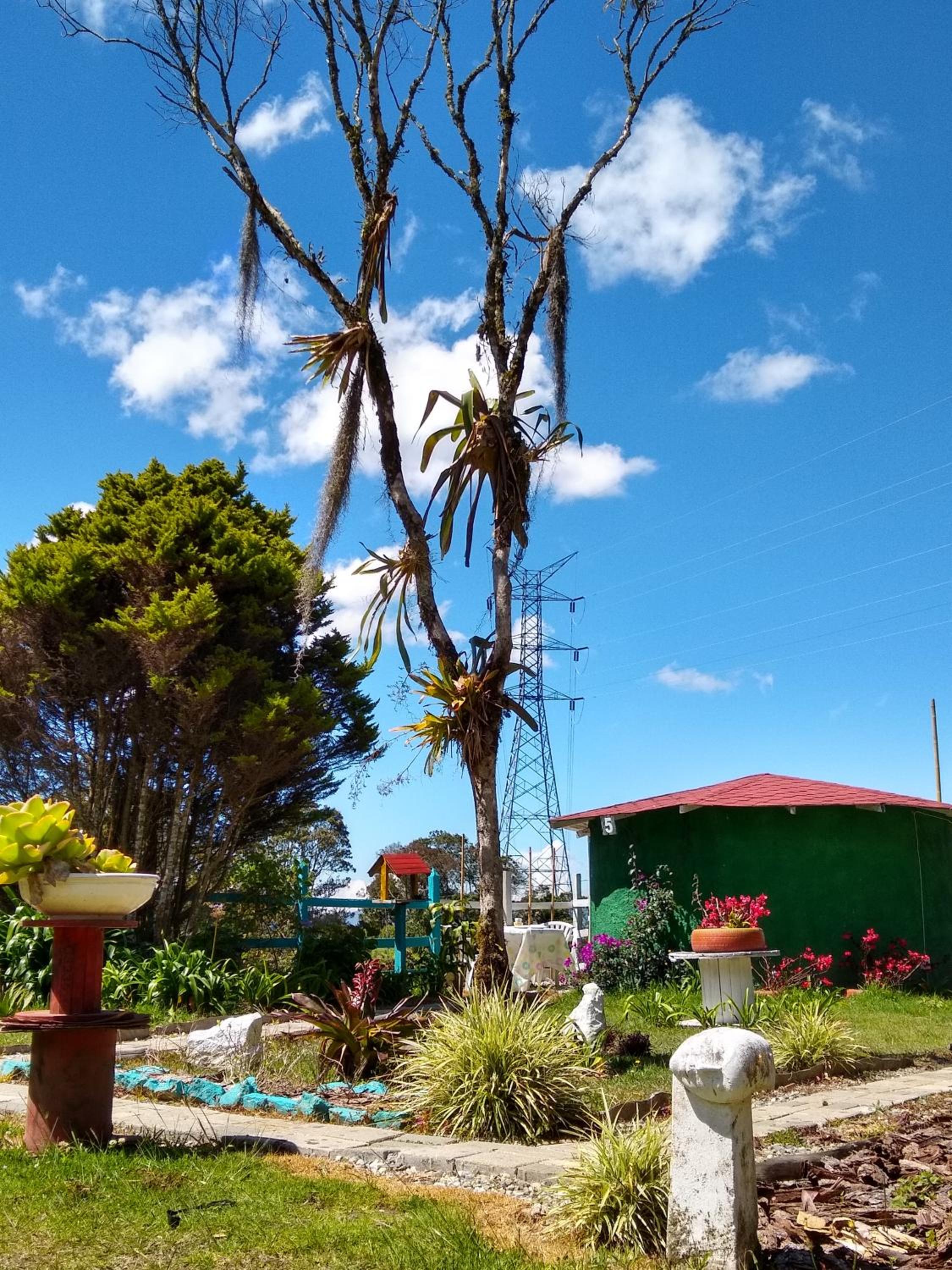 Hospedaje Santaelena -chalets de montaña-
