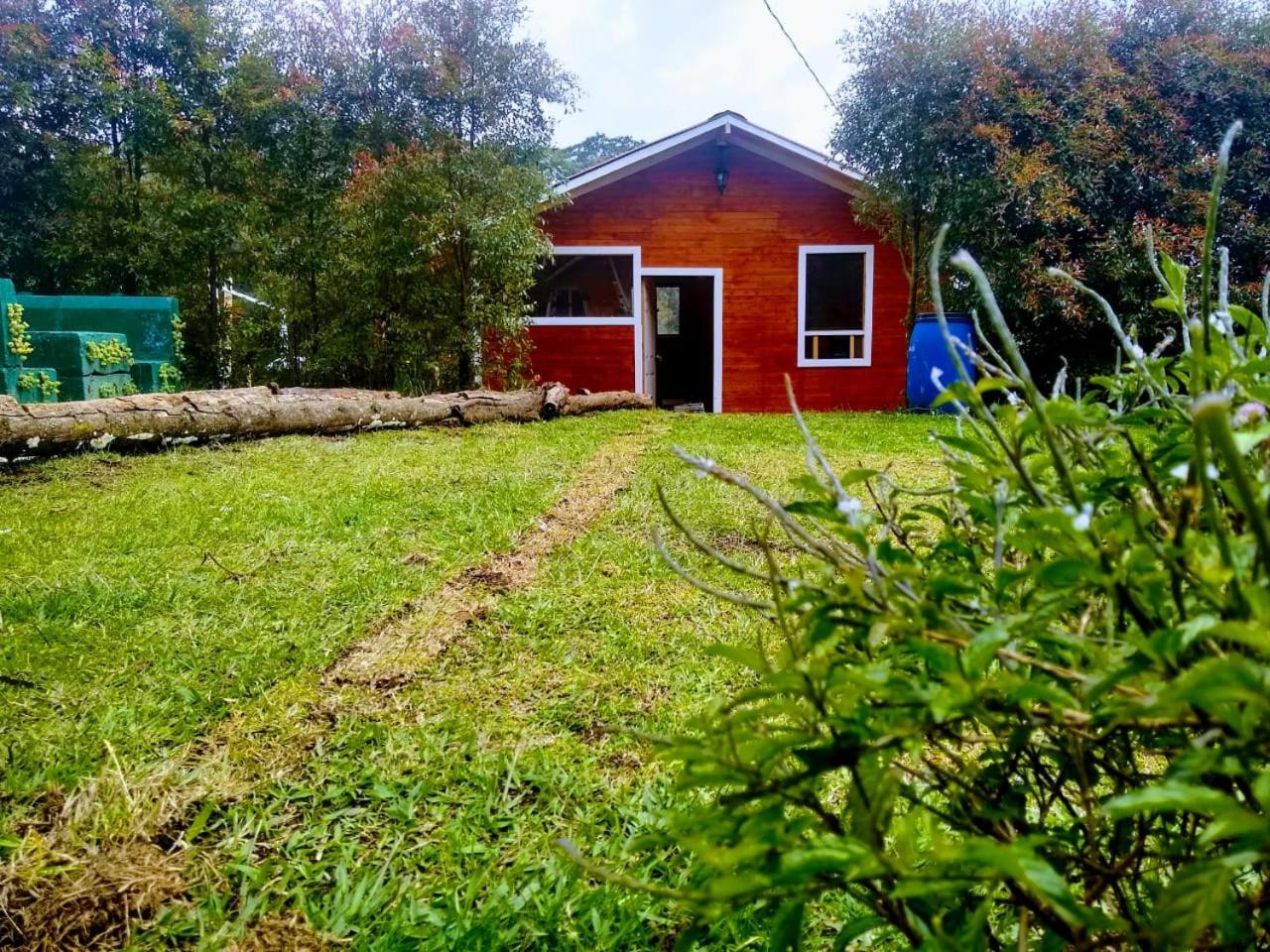 Hospedaje Santaelena -chalets de montaña-