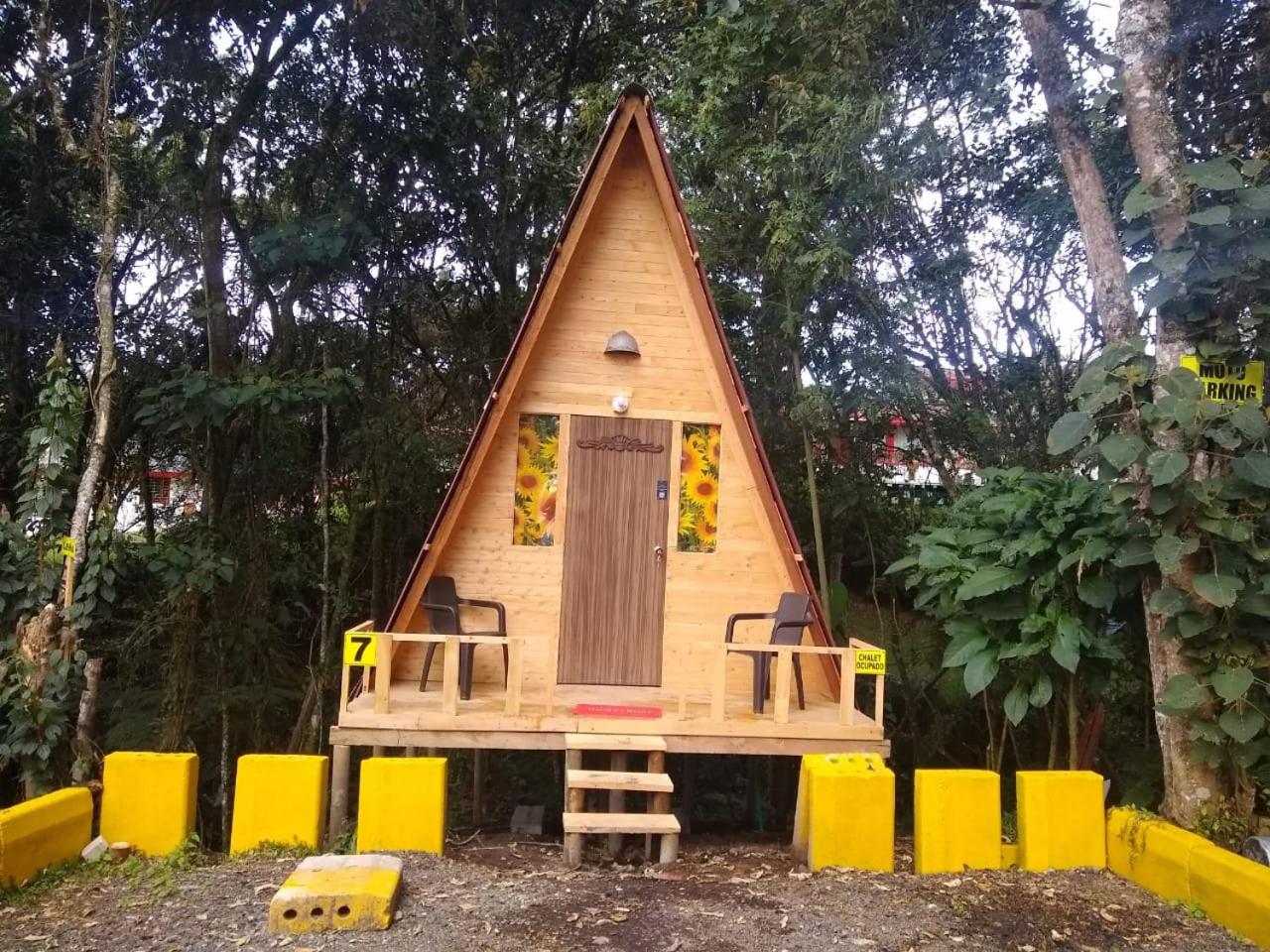 Hospedaje Santaelena -chalets de montaña-