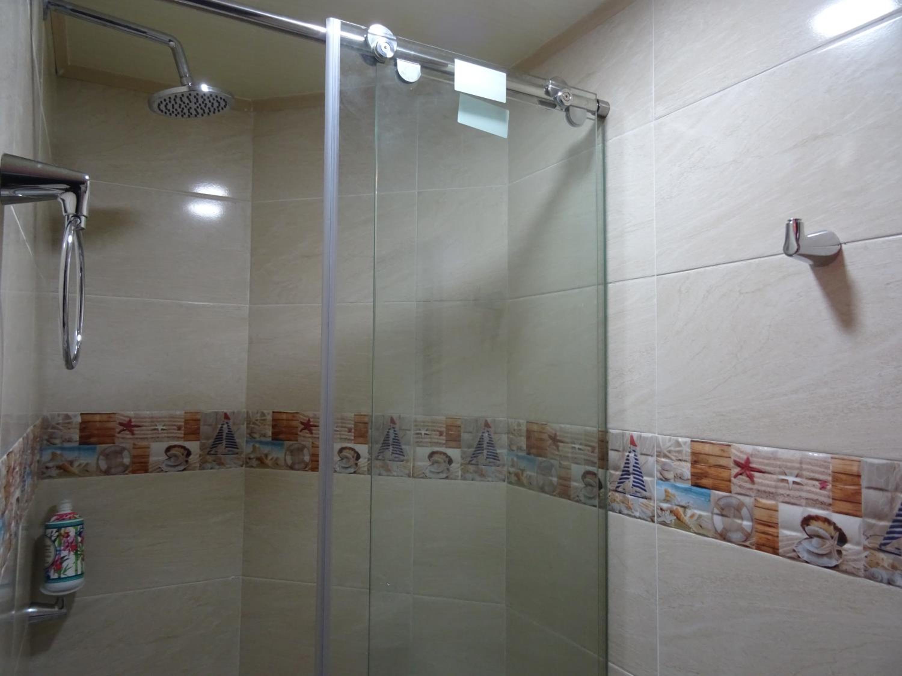 Espectacular, amplio y hermoso apartamento en condominio al frente de la playa El Rodadero