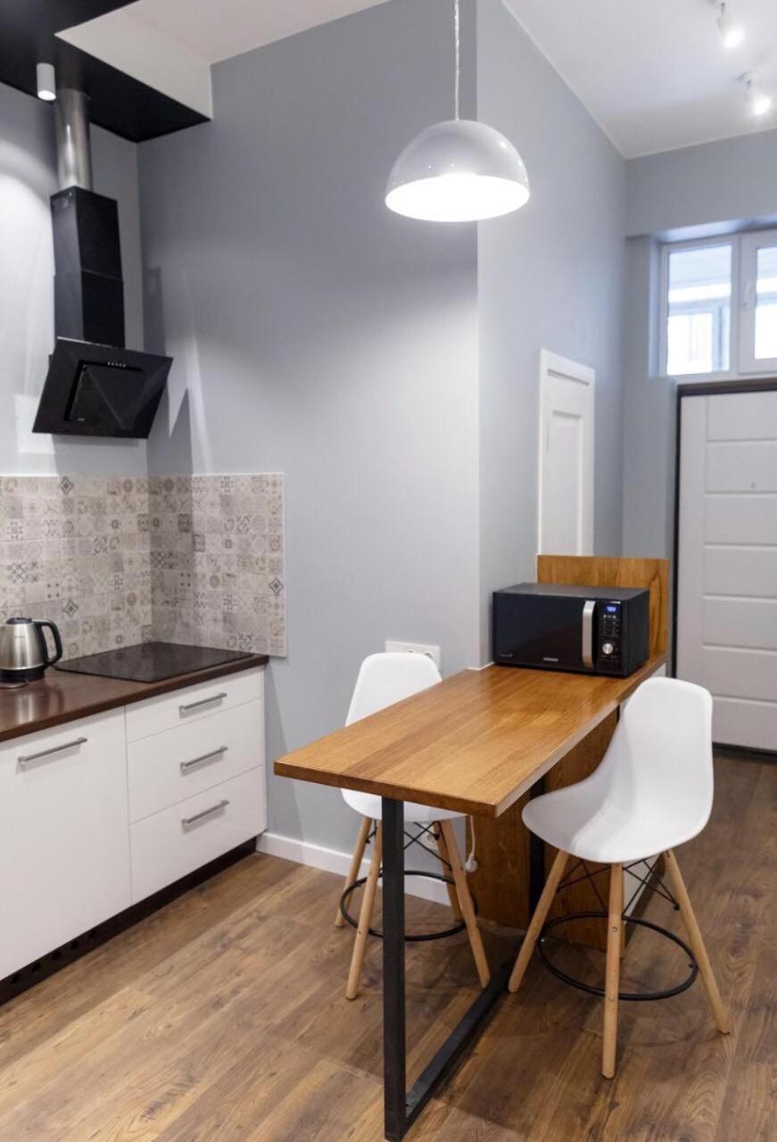 ROMANTIC Apartments - near Opera House 11/7