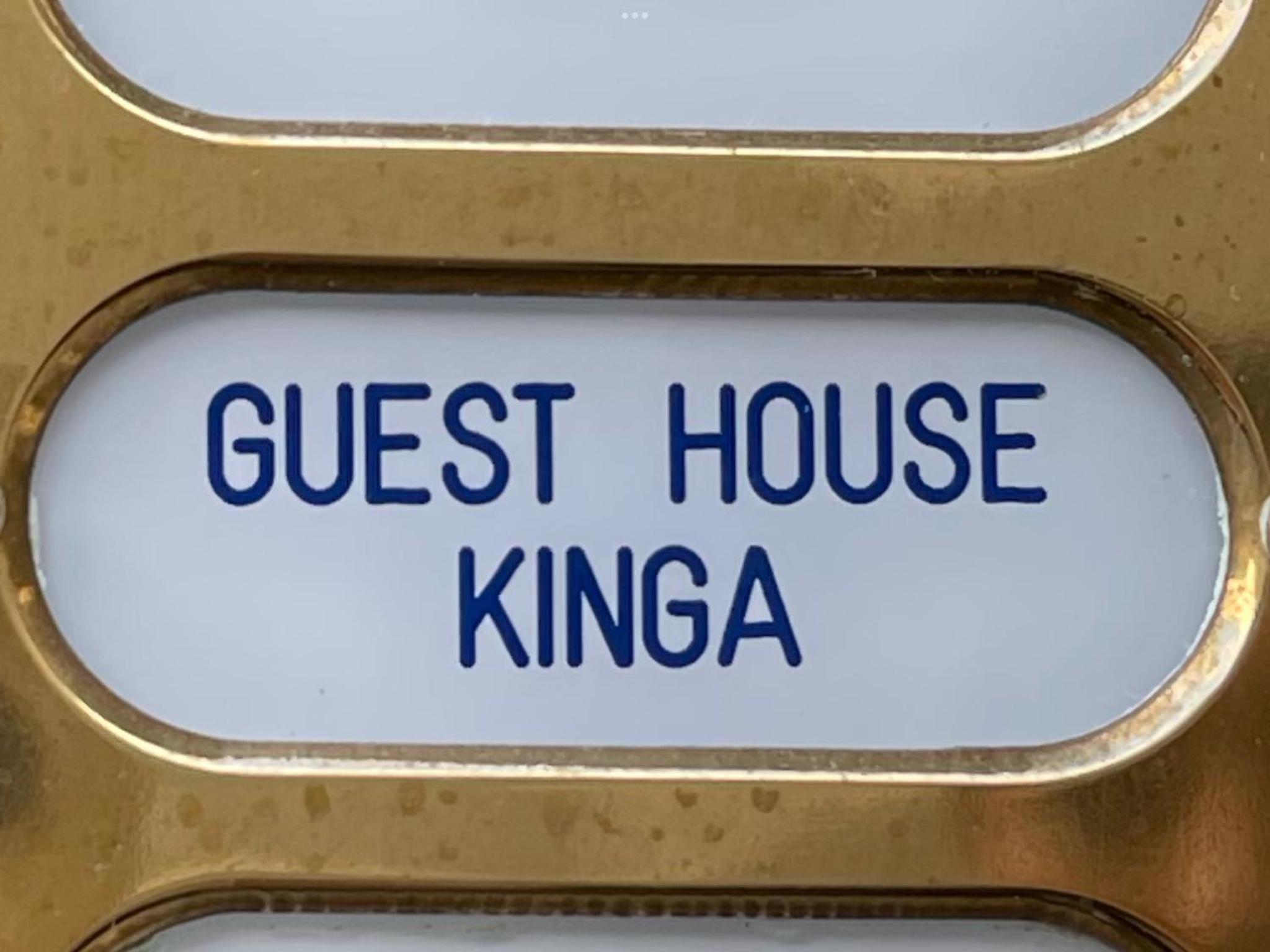 GUEST HOUSE KINGA CAVOUR