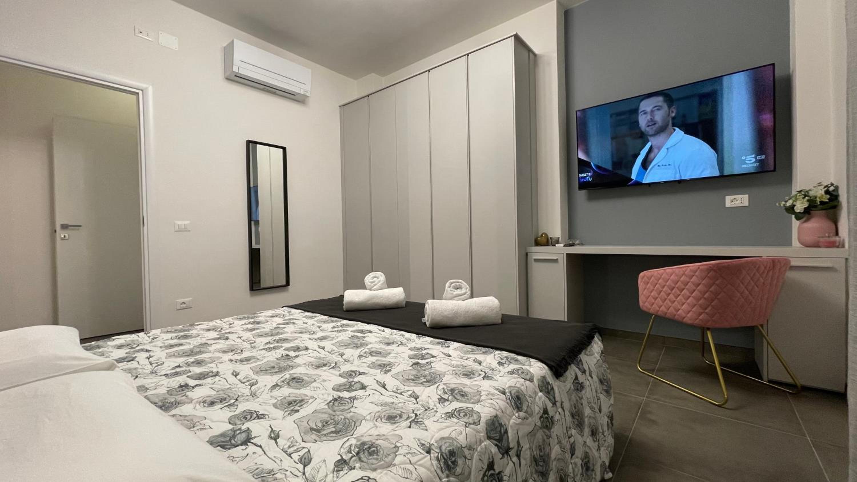 GUEST HOUSE KINGA CAVOUR