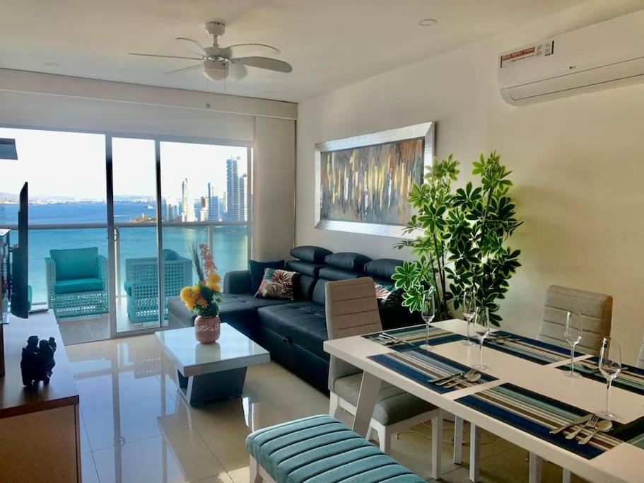 19TH FLOOR LUXURY APARTMENT BAY VIEW CARTAGENA
