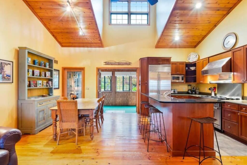 Secluded cabin on 10 acres - hot tub & game room! view 3