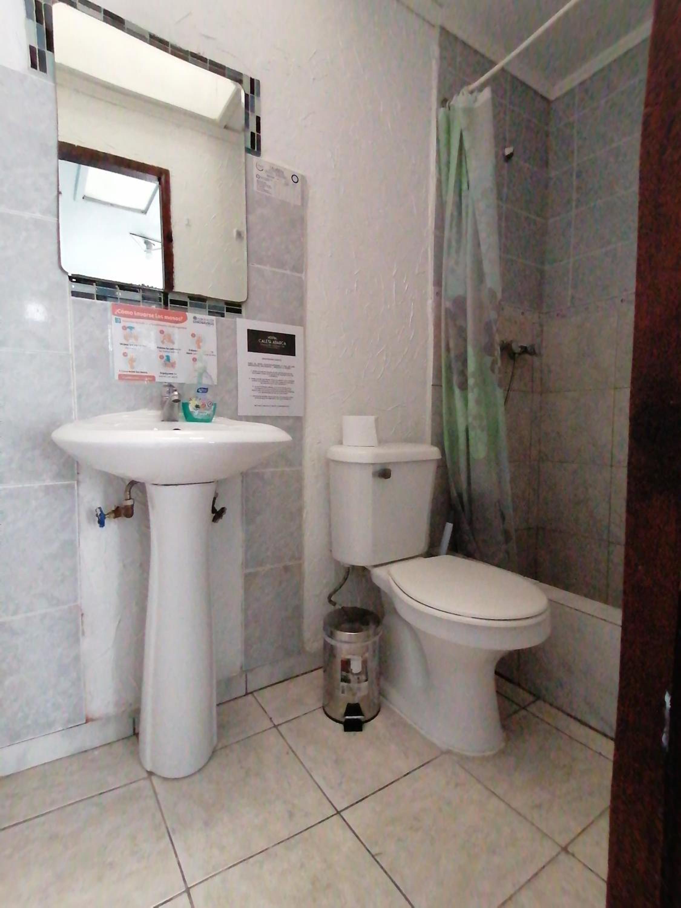 Hostal Caleta Abarca
