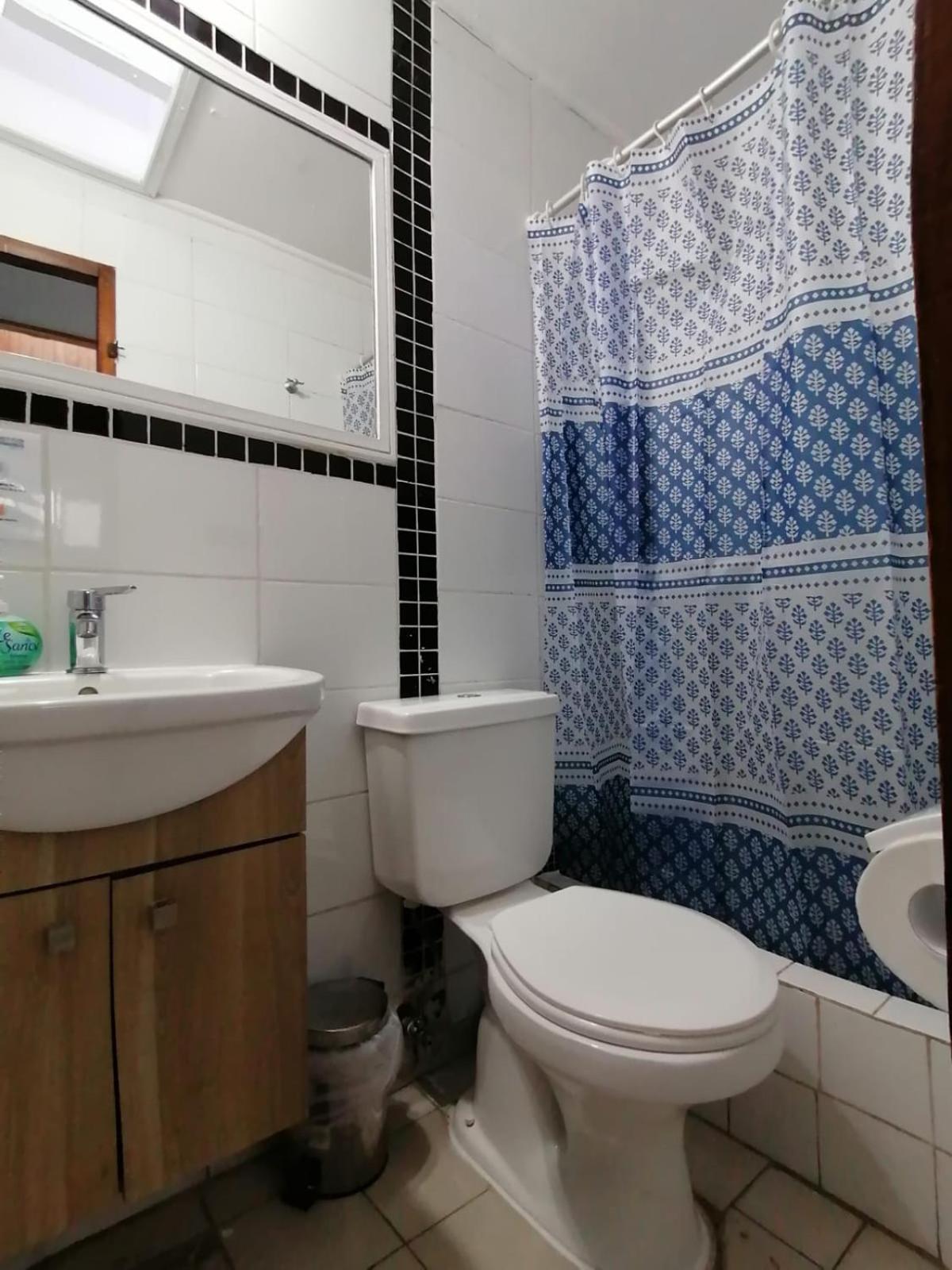 Hostal Caleta Abarca