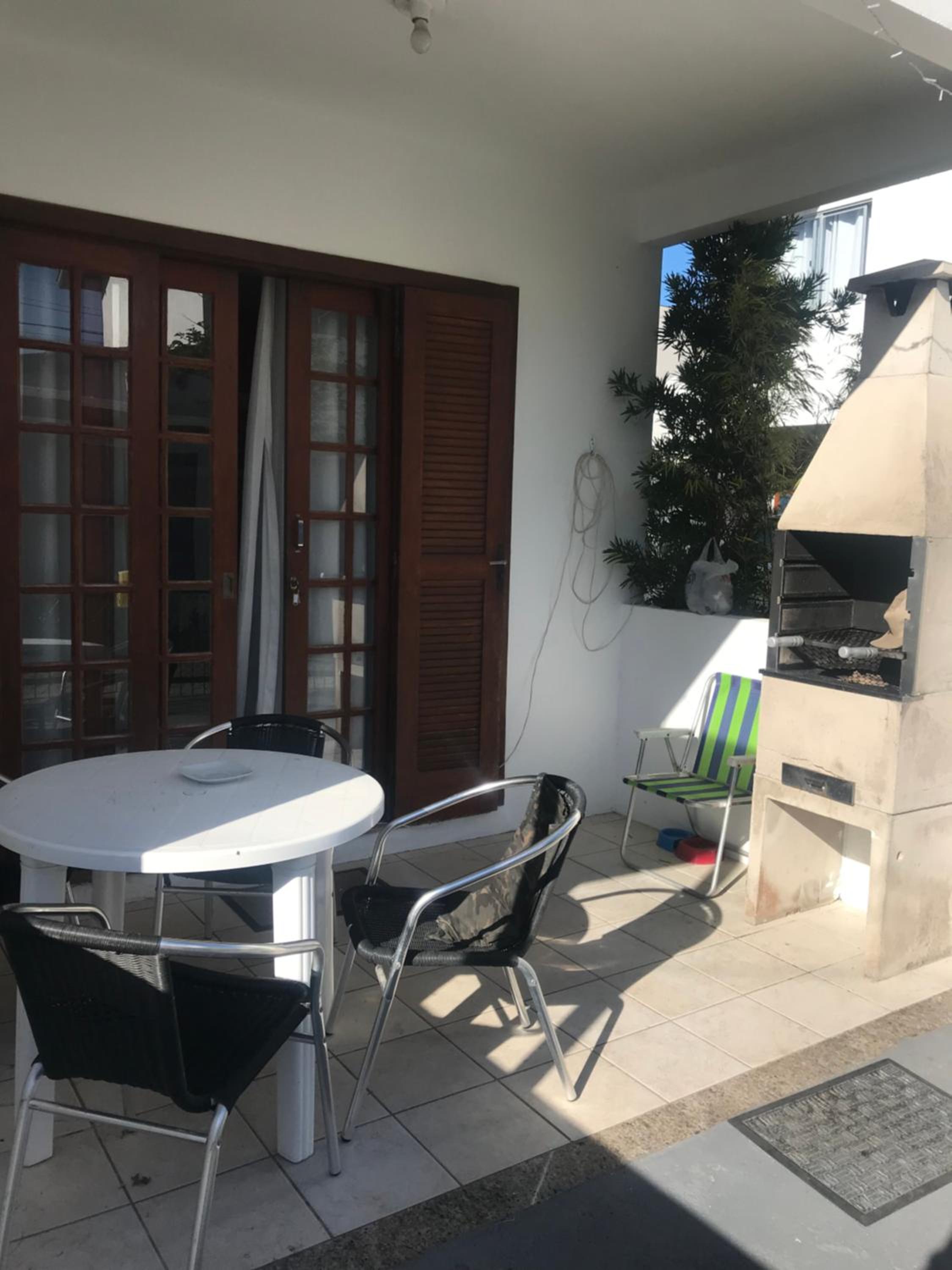 Sobrado 50 metros da Praia da Armação e Matadeiro-Floripa!! 35