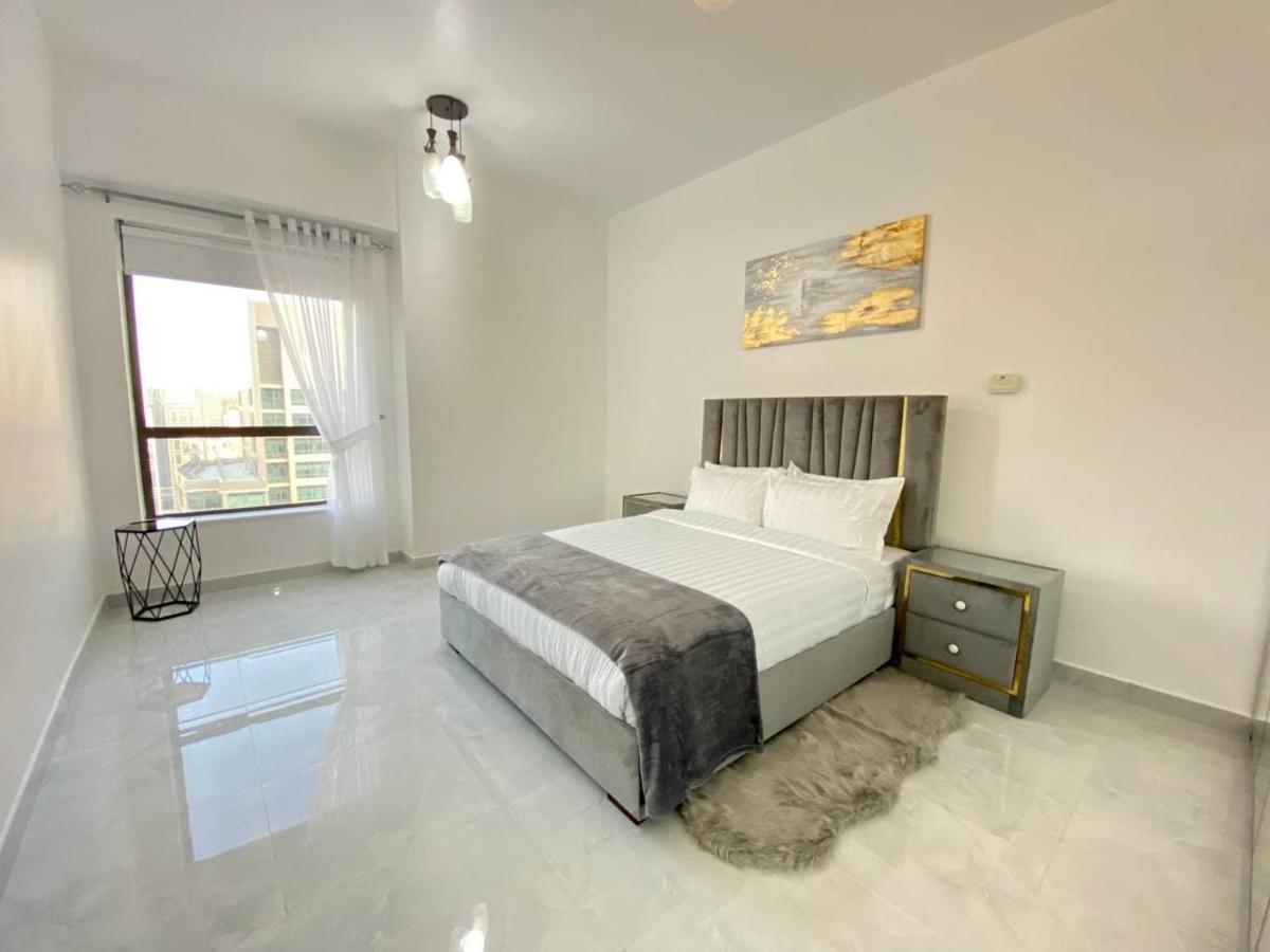 Luxury JBR Apartments , beach , pool , parking