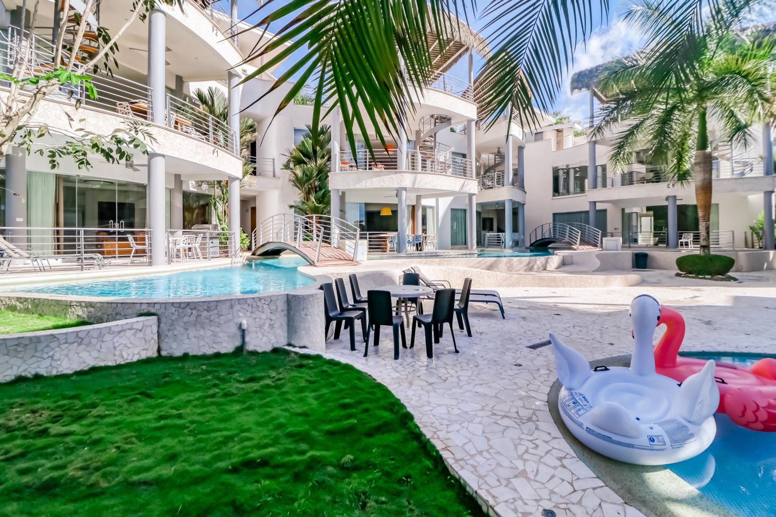 Hermosa Waves A2 - Property Image 35