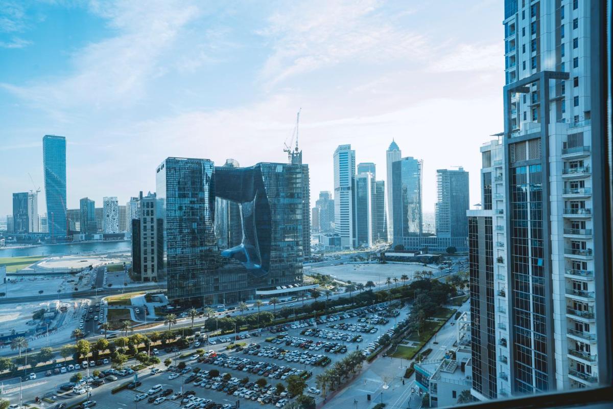 3 Bedroom Condo w terrace facing Burj Khalifa.