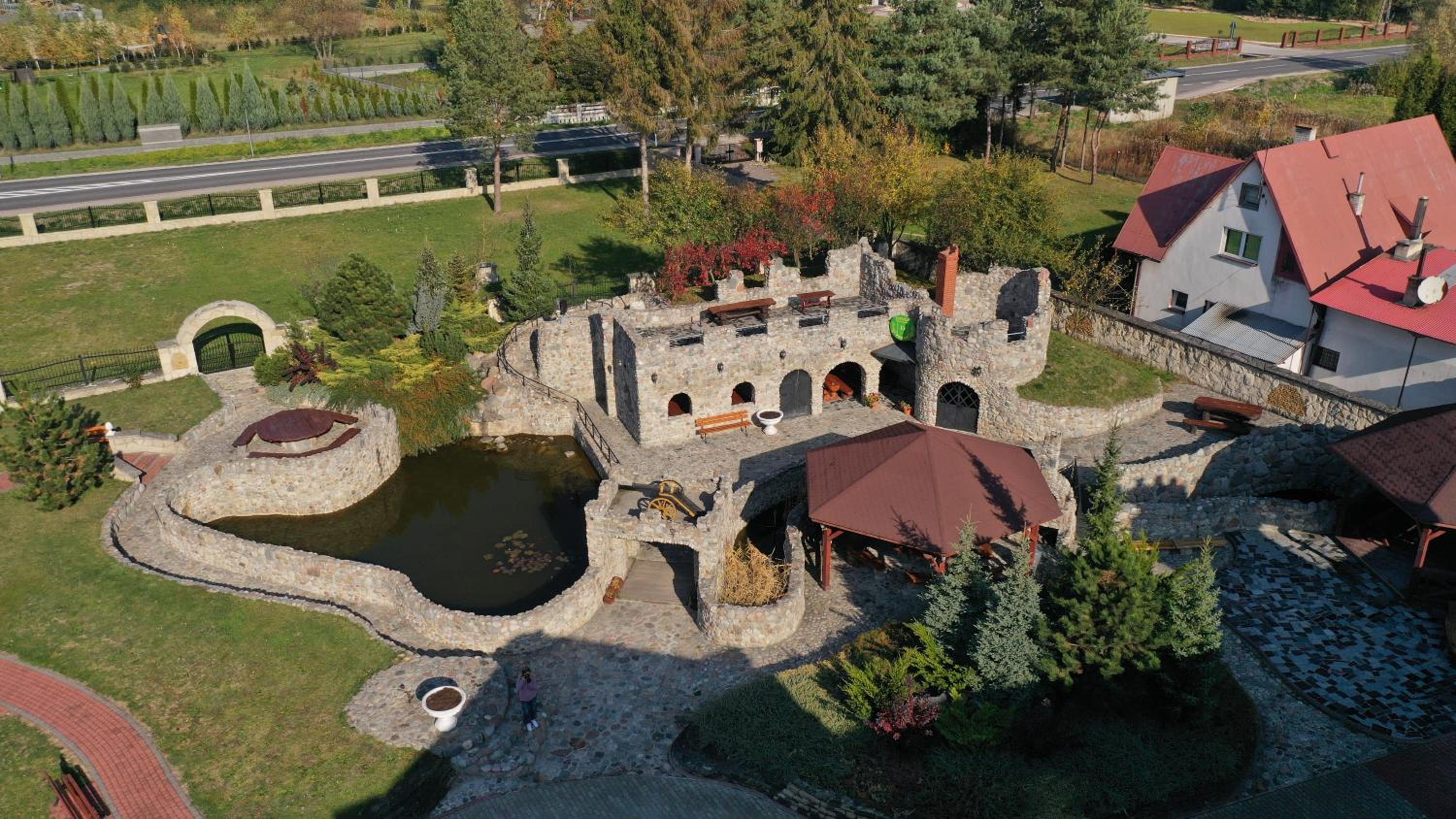 Dwór Dziekanów view 4