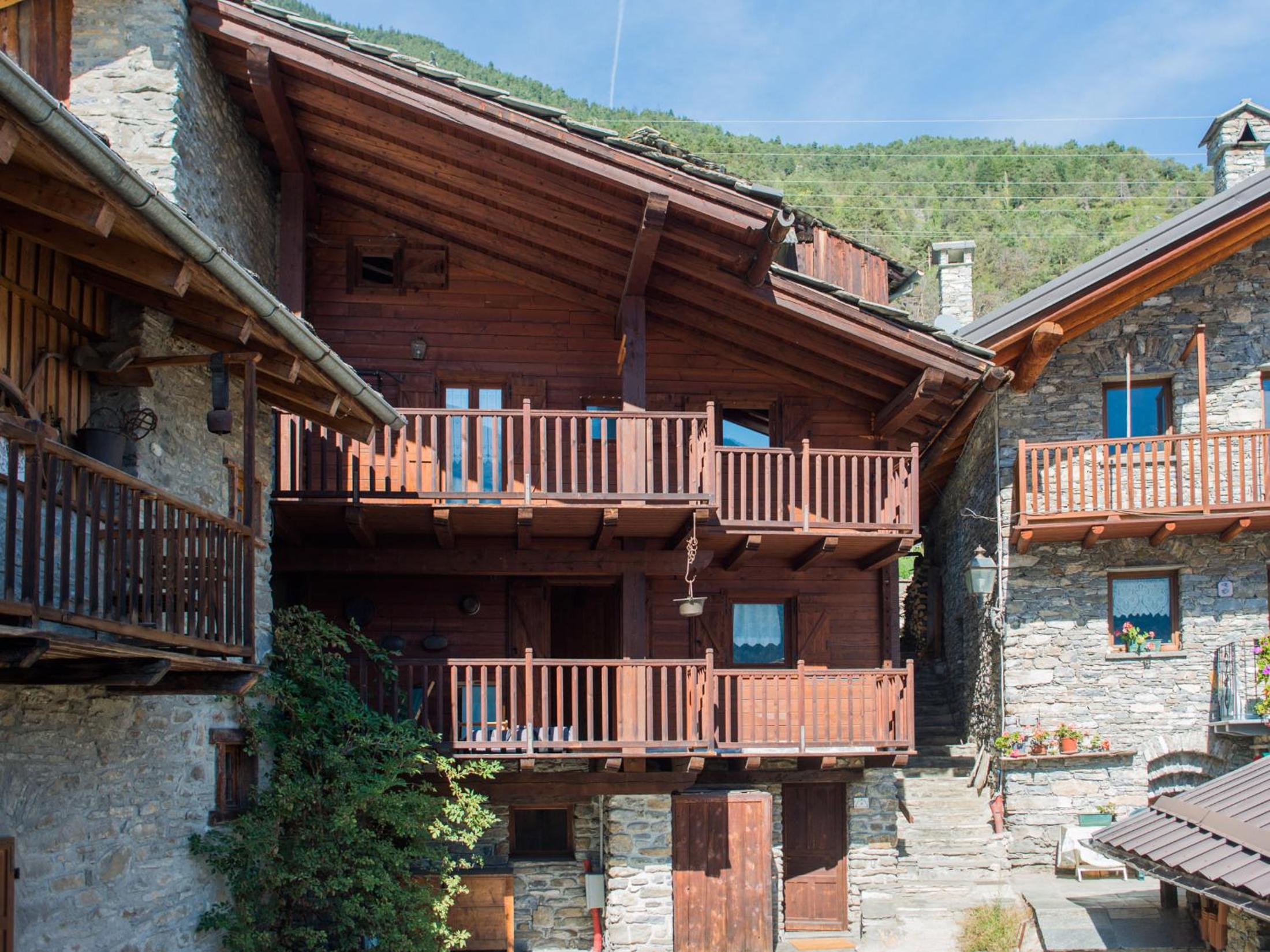 Mont Blanc Apartments view 5