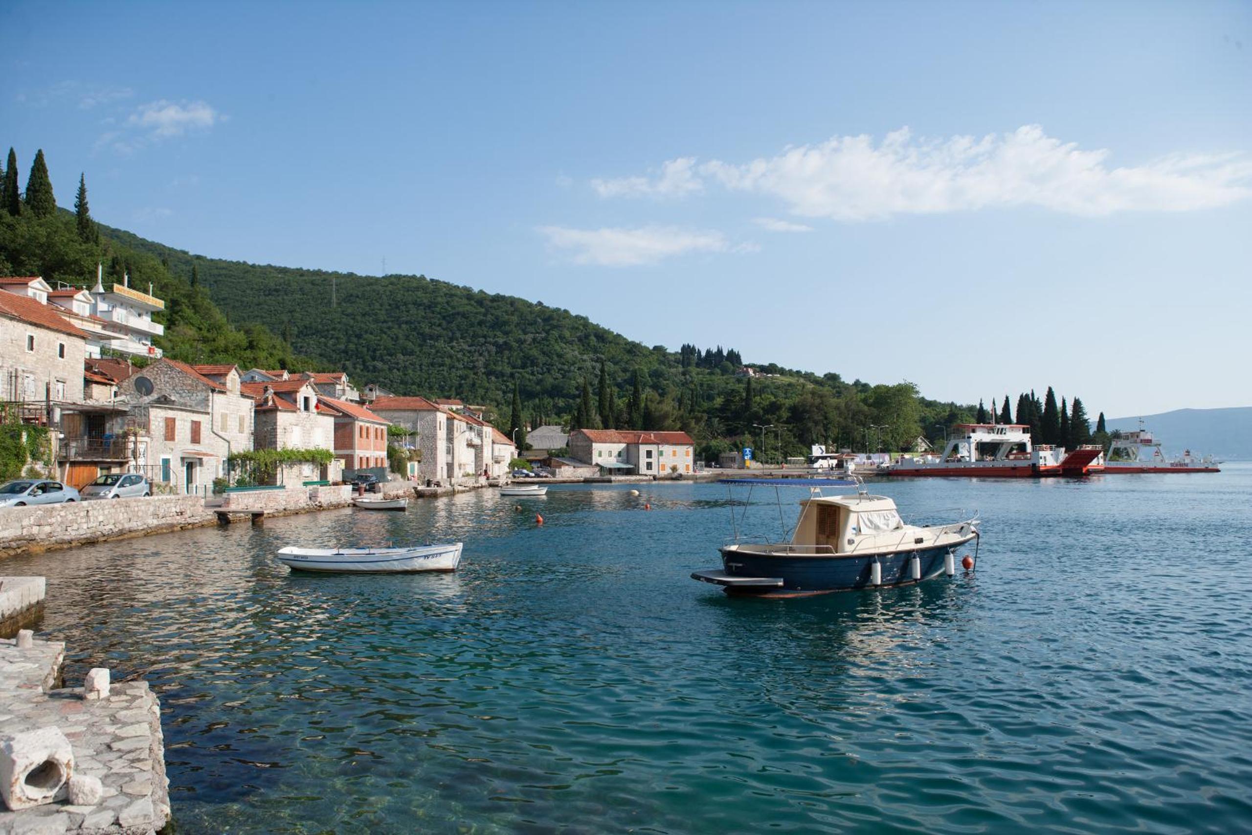 Photo 33