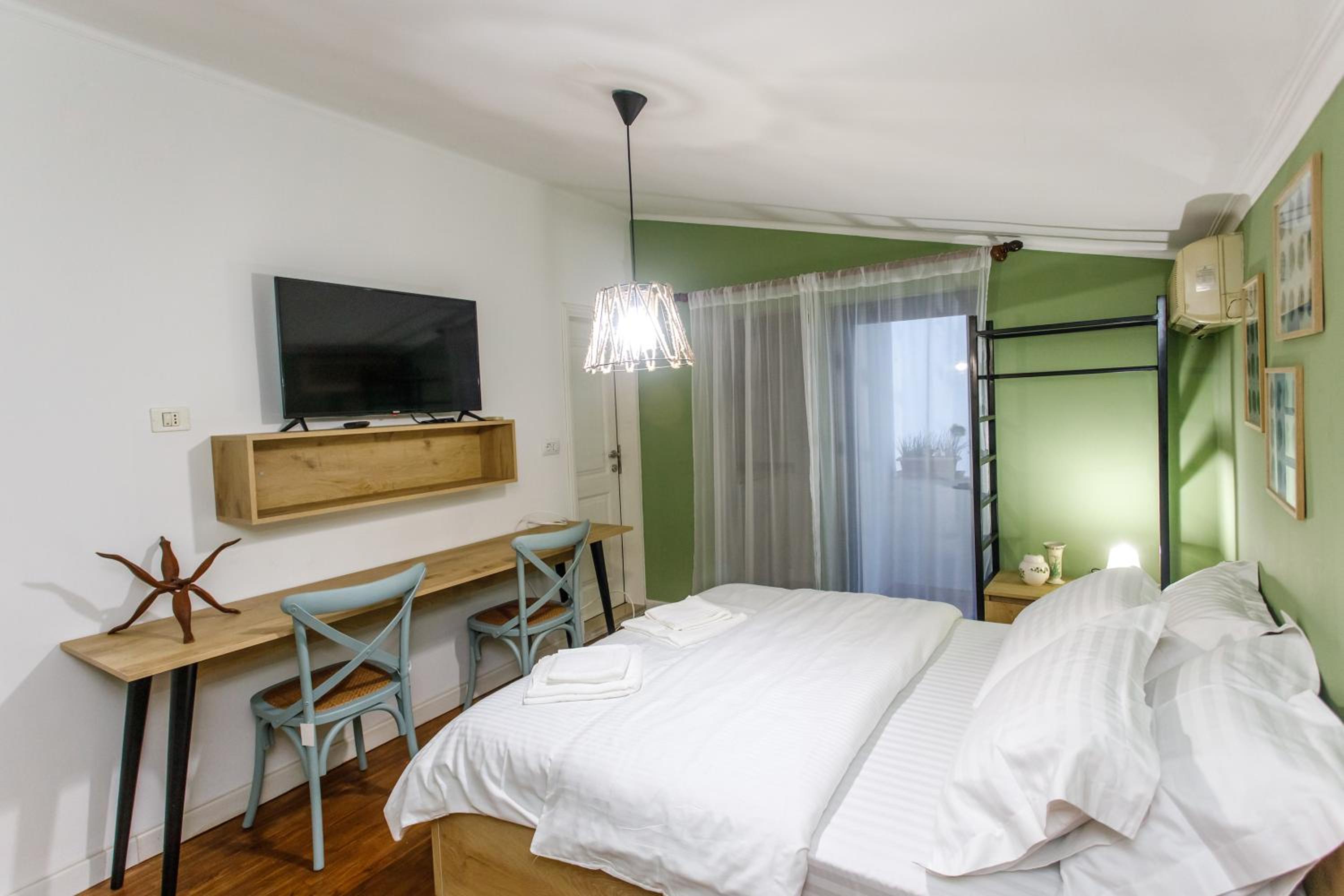 Studio Apartments Villa 24