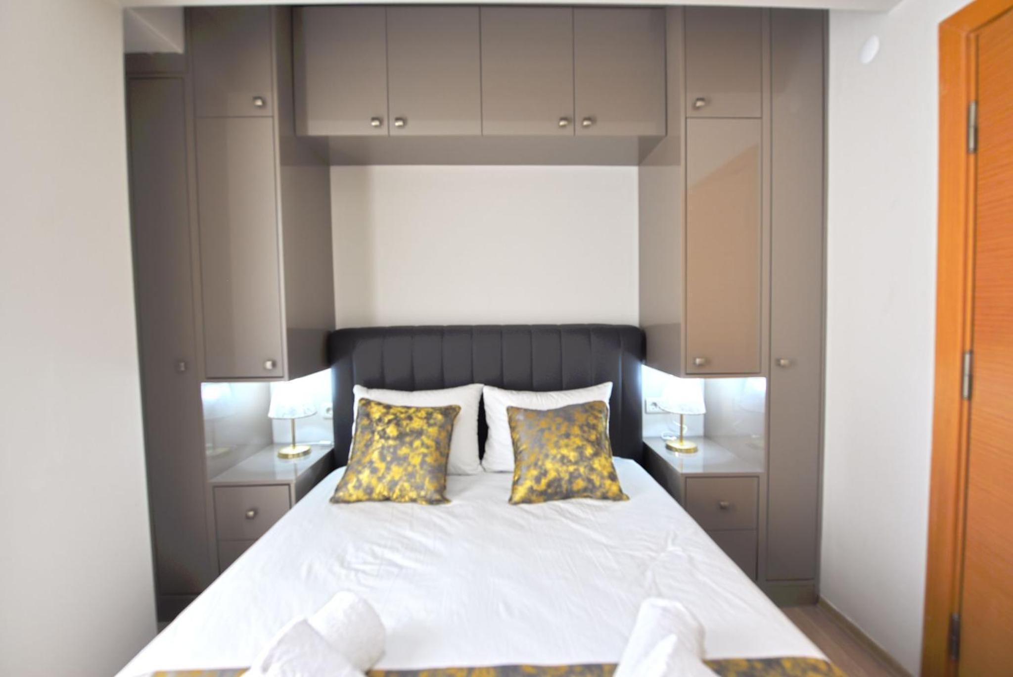 Ozgur City Residence - Image 34