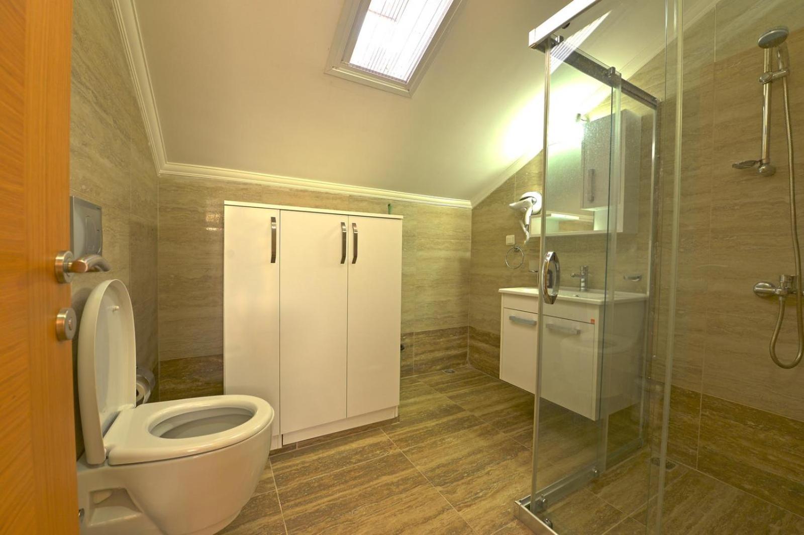 Ozgur City Residence - Image 39