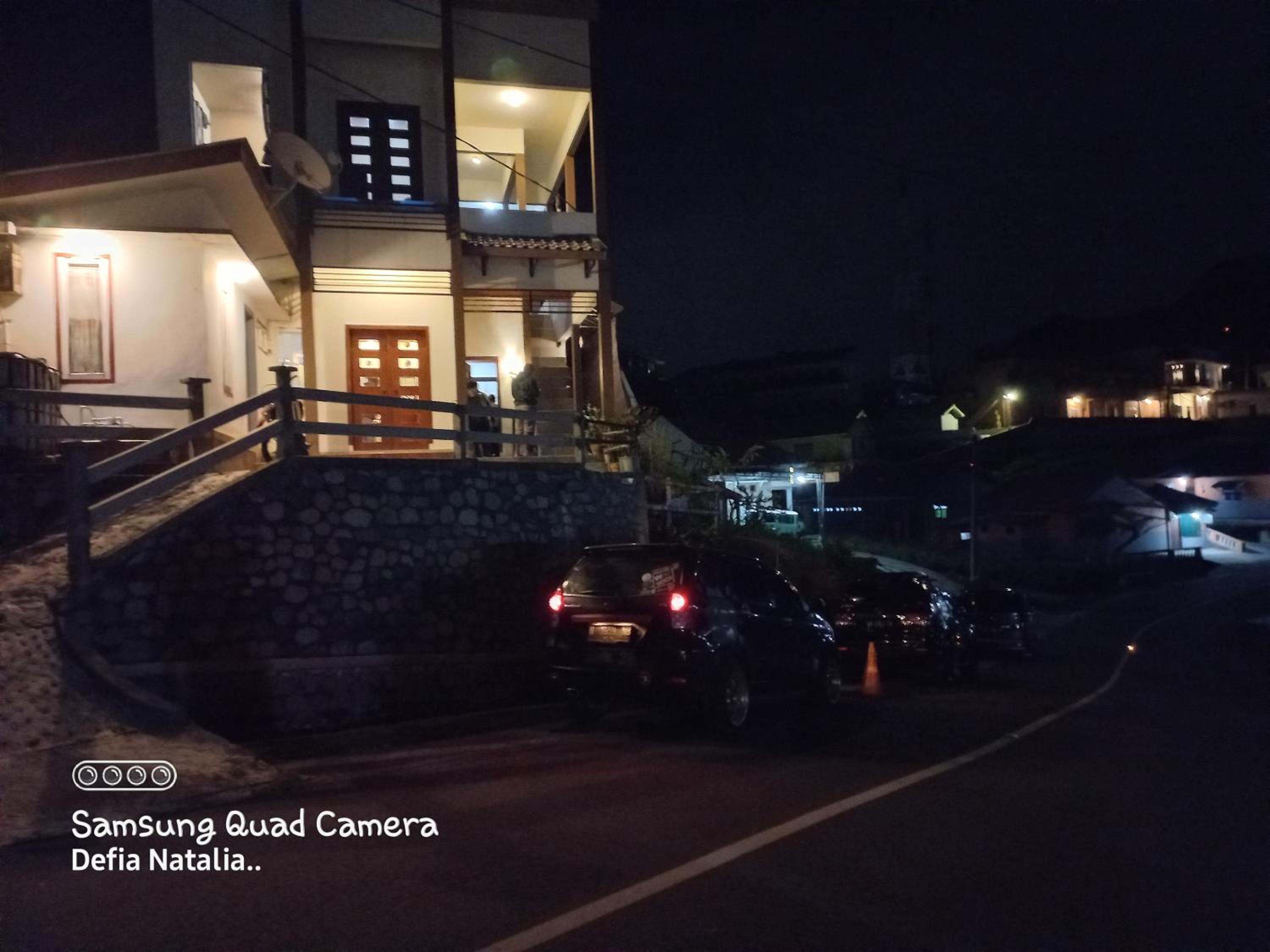 Bromo Deddy Homestay view 3