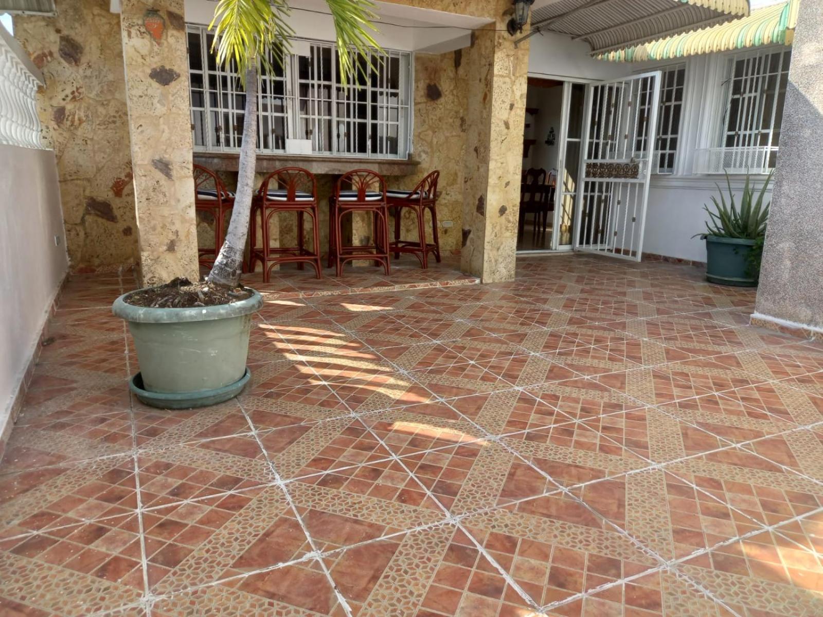 Penthouse con jacuzzi La cueva de los 3 ojos view 2
