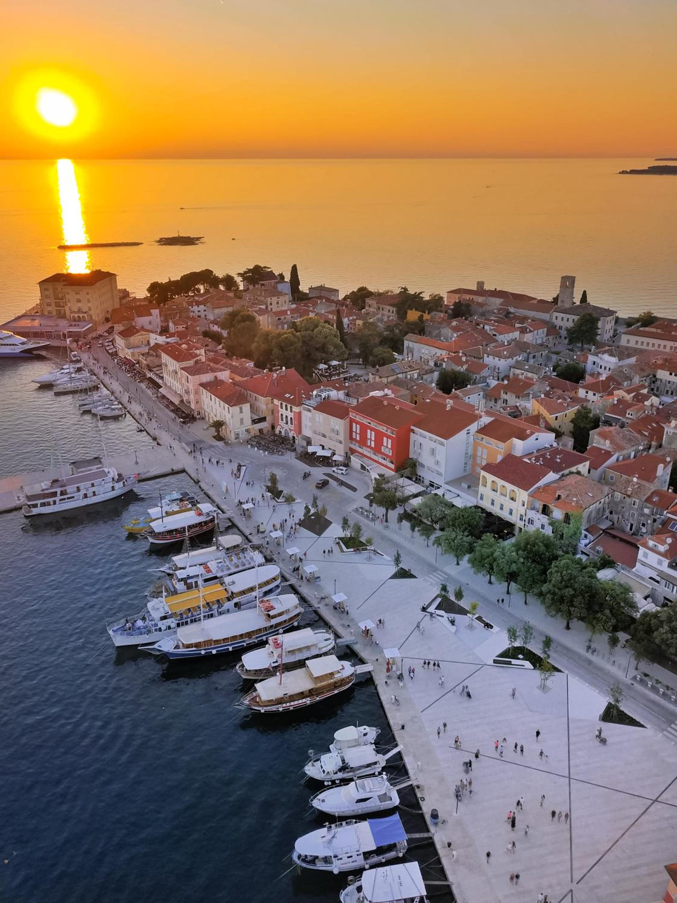 Sea Star with Stunning Sea View - Property Image 15