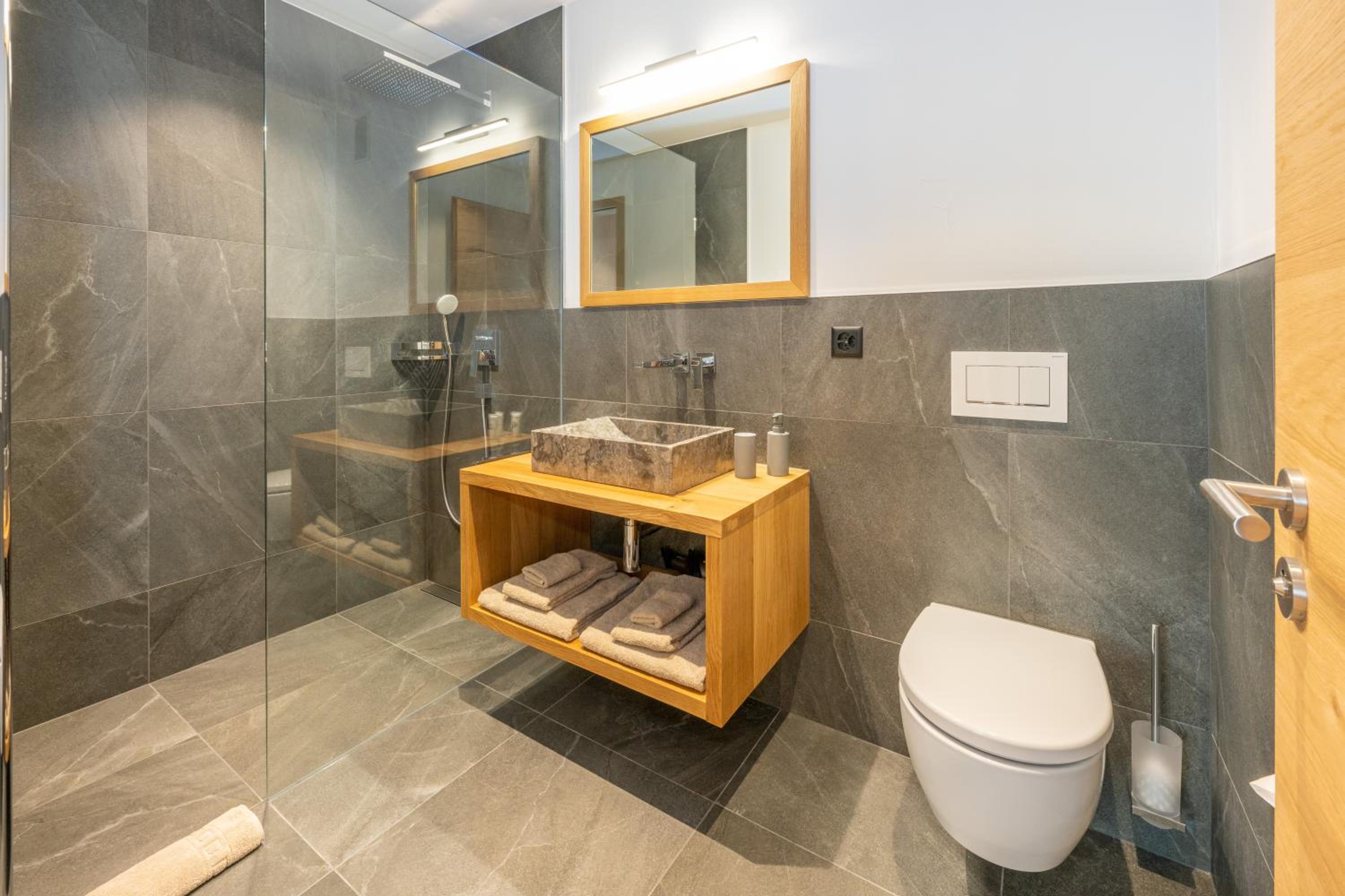 Luxury Residence Colosseo Zermatt view 2