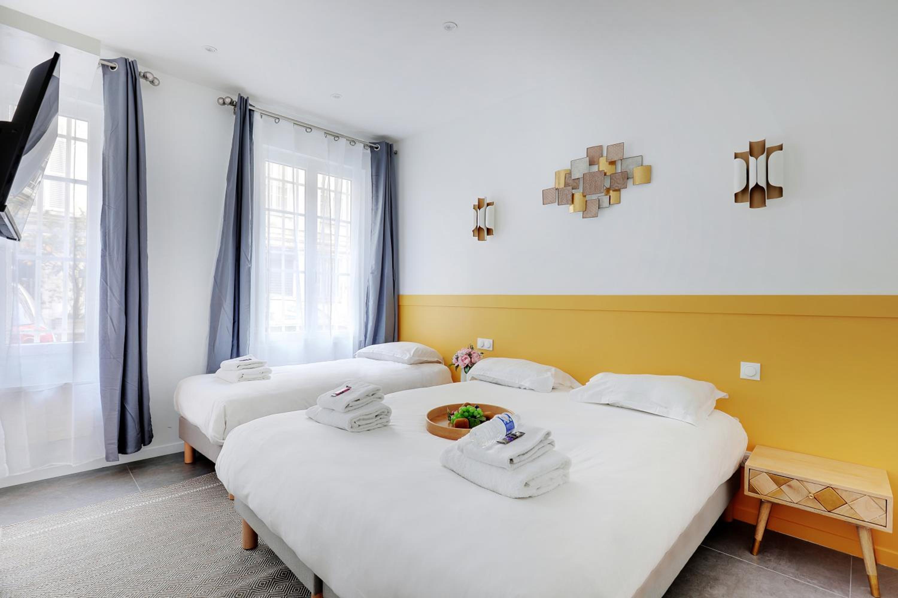 Charming apart -1BR-5P - République