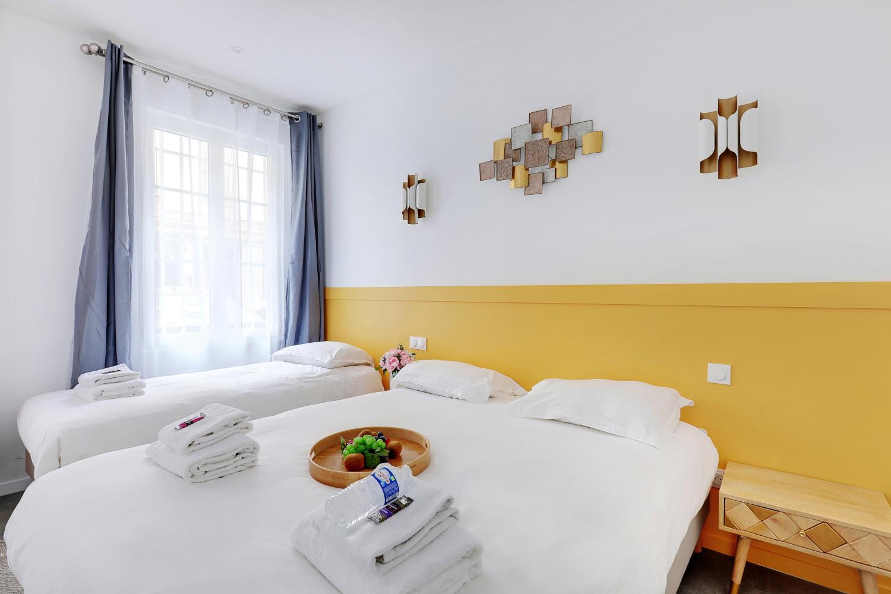 Charming apart -1BR-5P - République