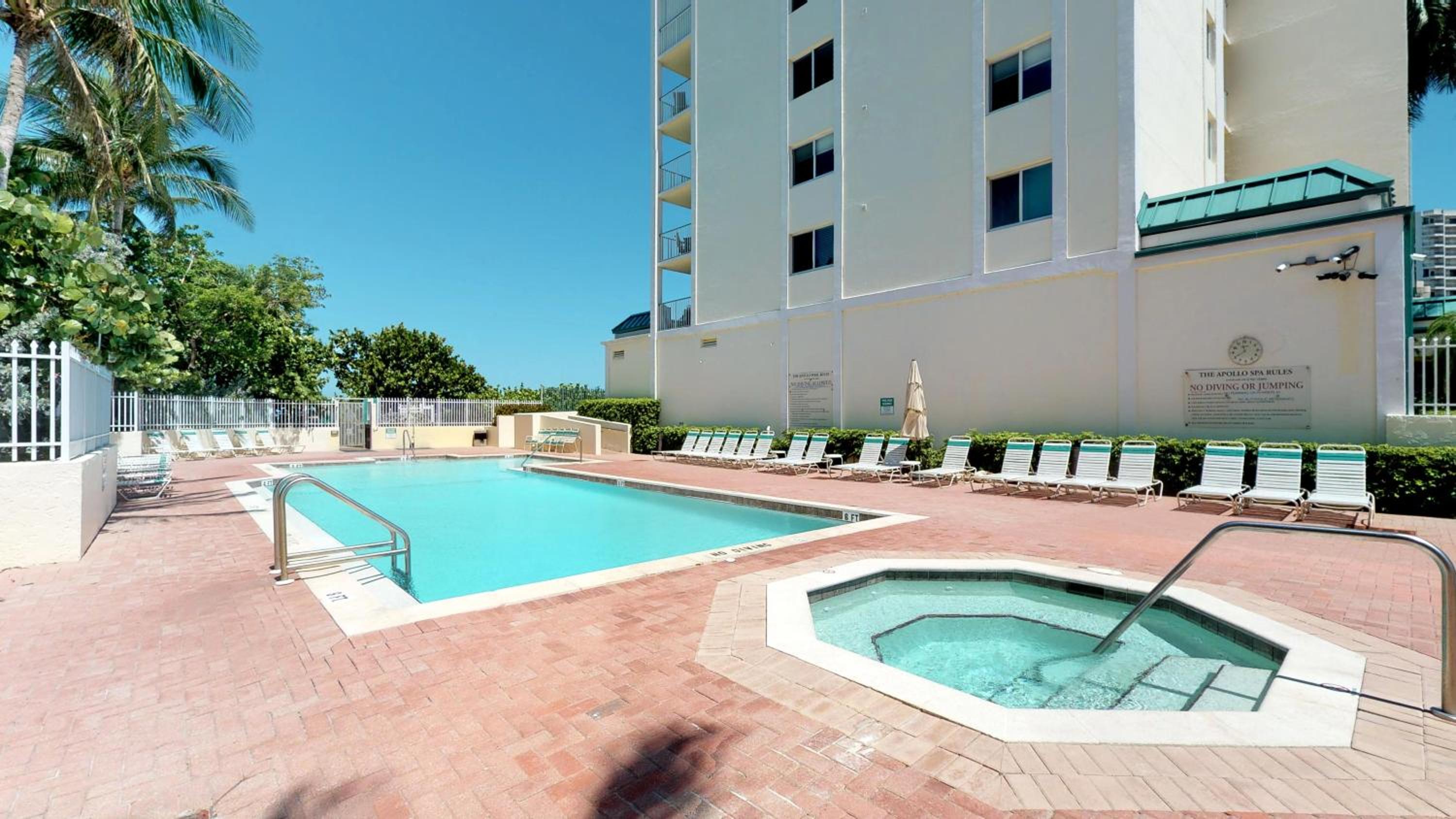 Totally Renovated Beachfront Condo at Apollo