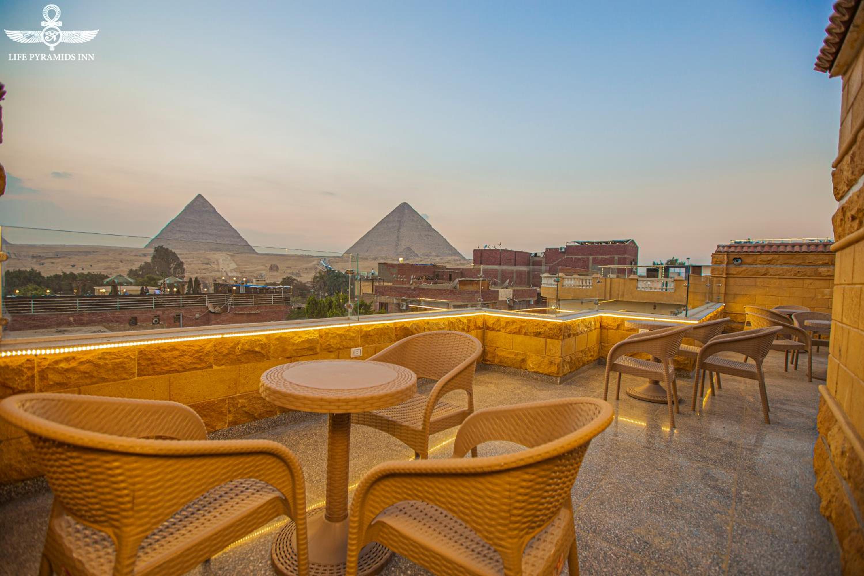 Life Pyramids Inn