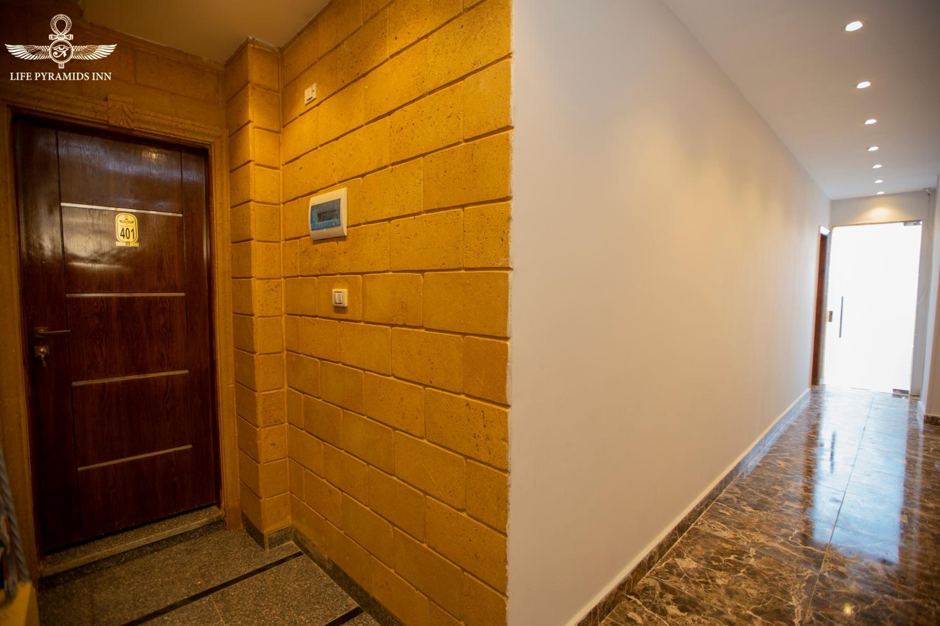 Life Pyramids Inn