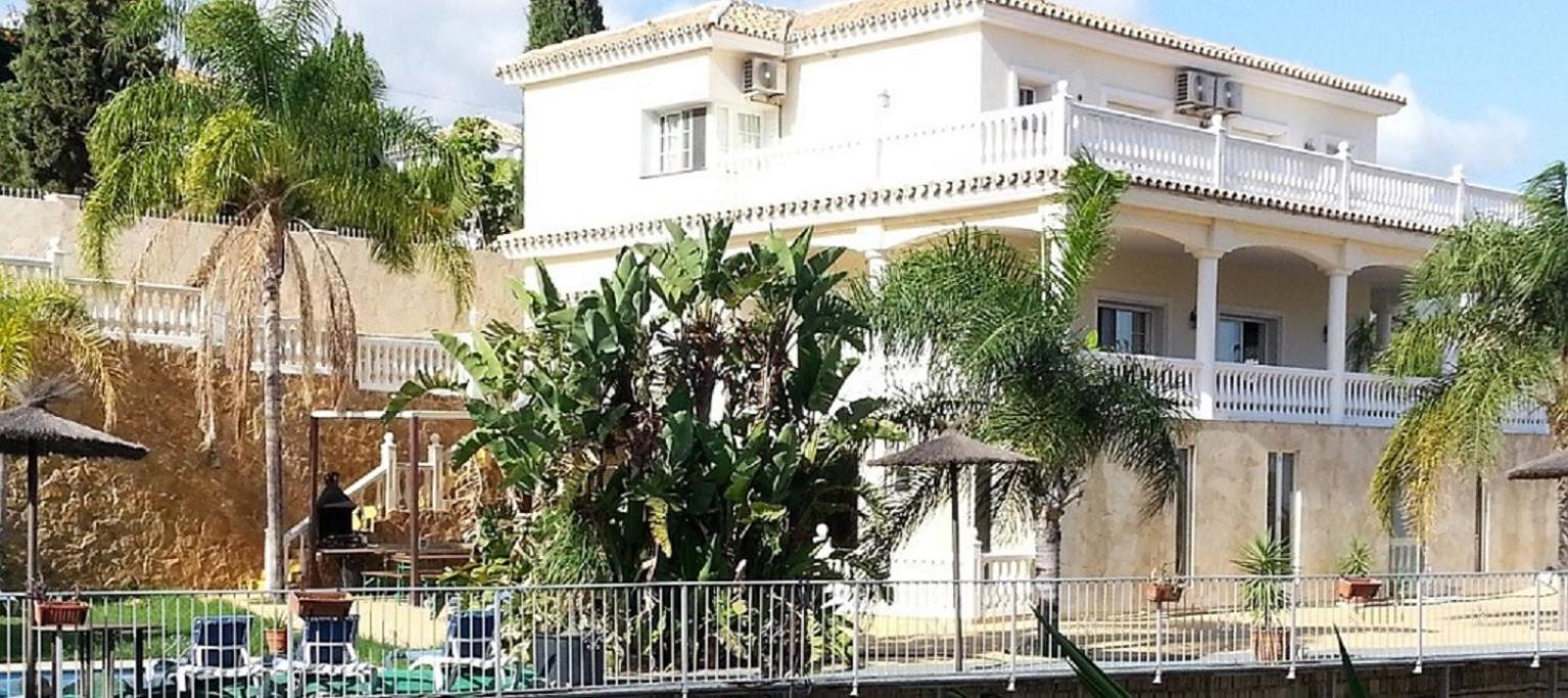 MIJAS-FUENGIROLA VILLA