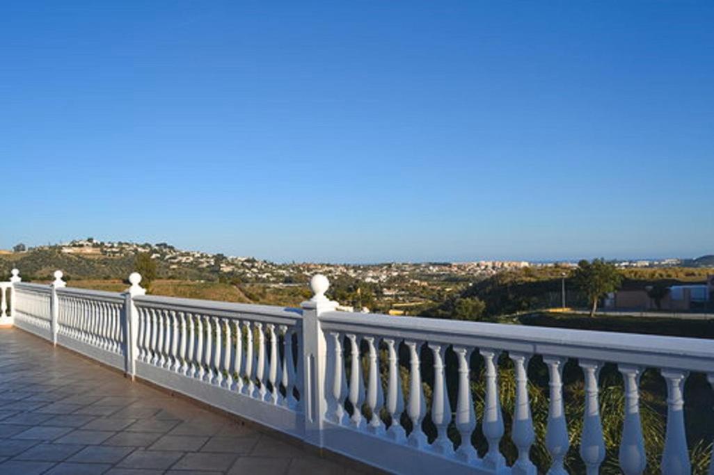 MIJAS-FUENGIROLA VILLA